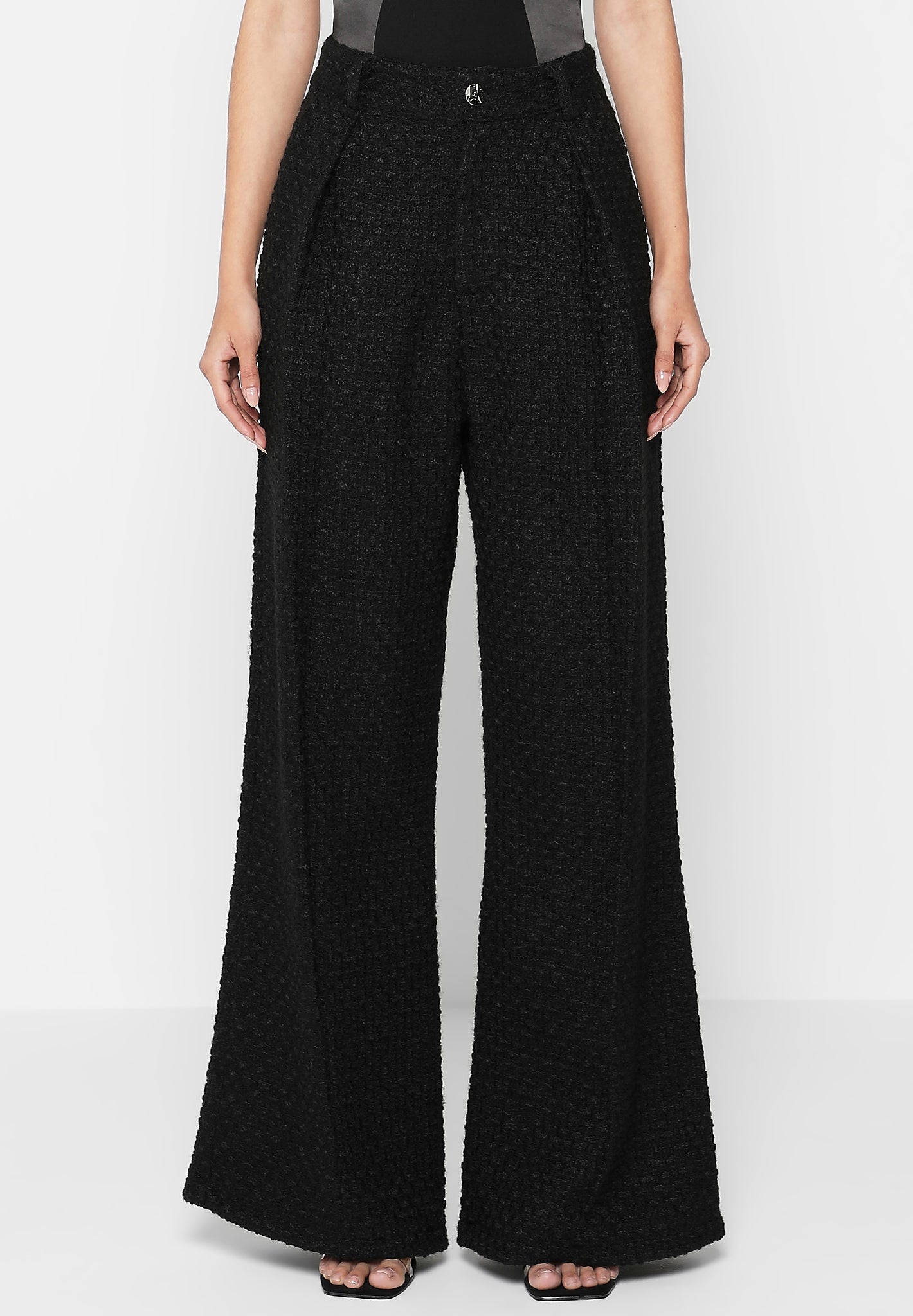 Wide bouclé trousers