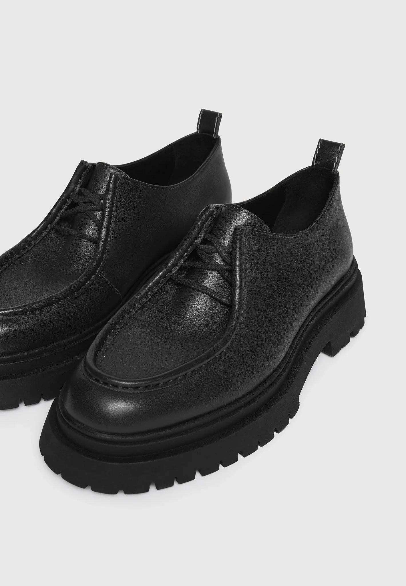 lille-leather-lace-up-shoe-black