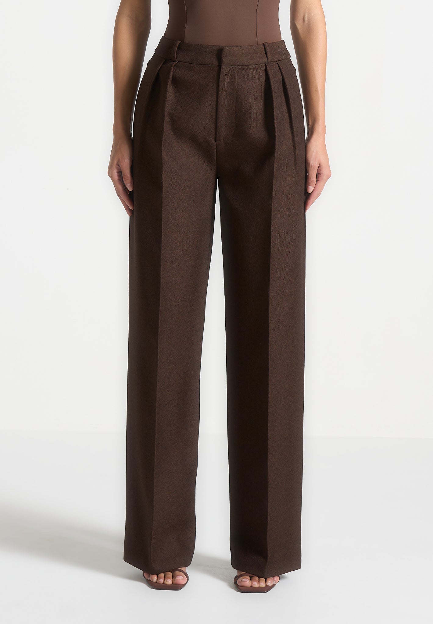 Julie - Tailored Twin Pleat Pants - Brown 