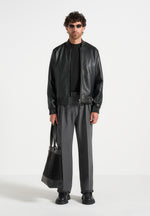 Pierre - Relaxed Fit Hatched Pleated Tailored Trousers - Dark Grey