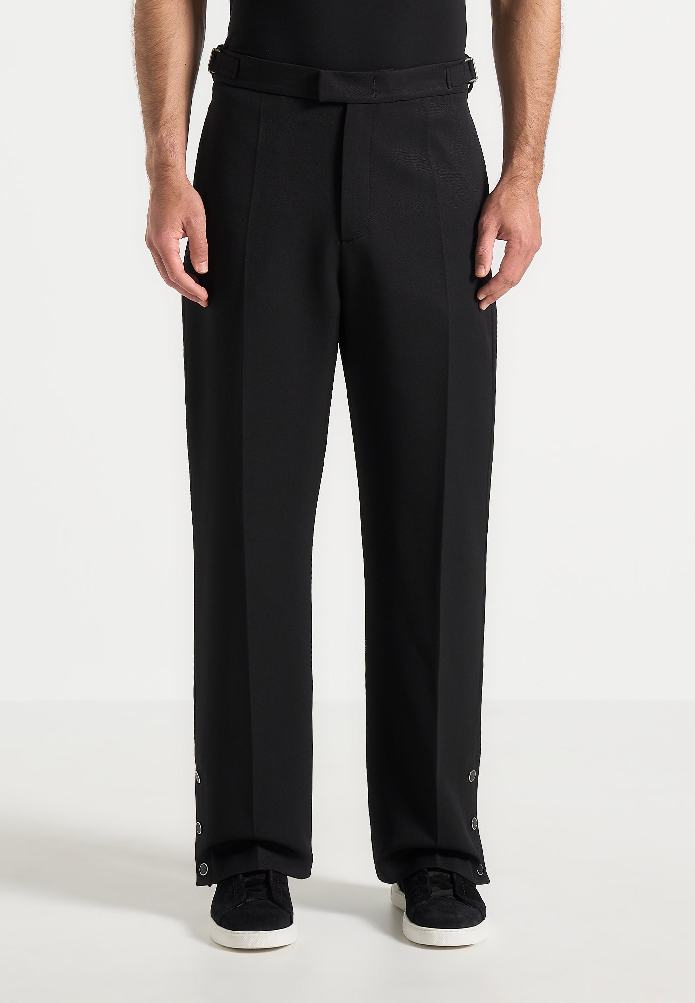 Boris - Relaxed Fit Tailored Button Cuff Pants - Black