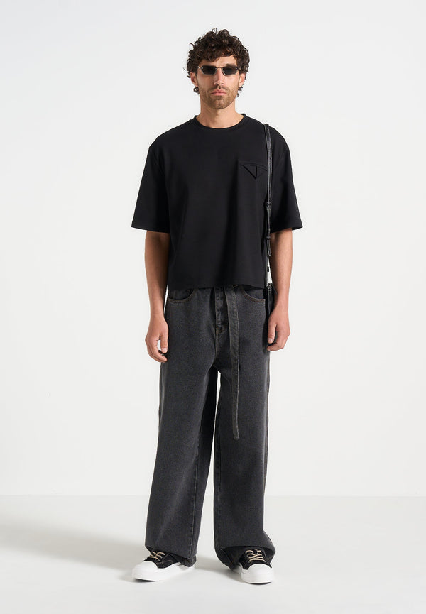 Leon - Boxy Cropped T-Shirt - Black