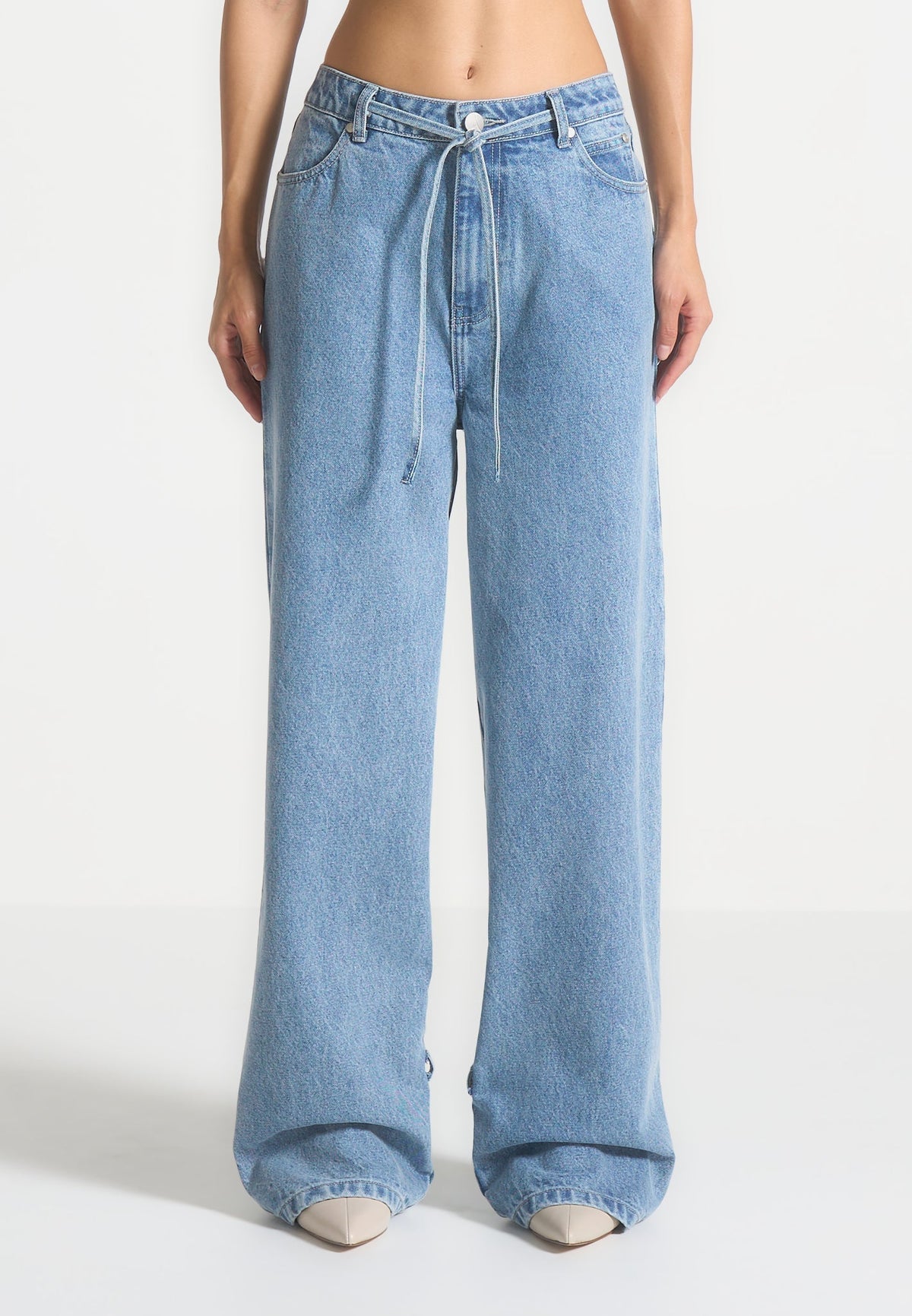 Faye - Wide Mid Rise Jeans with Tie Waist - Mid Blue