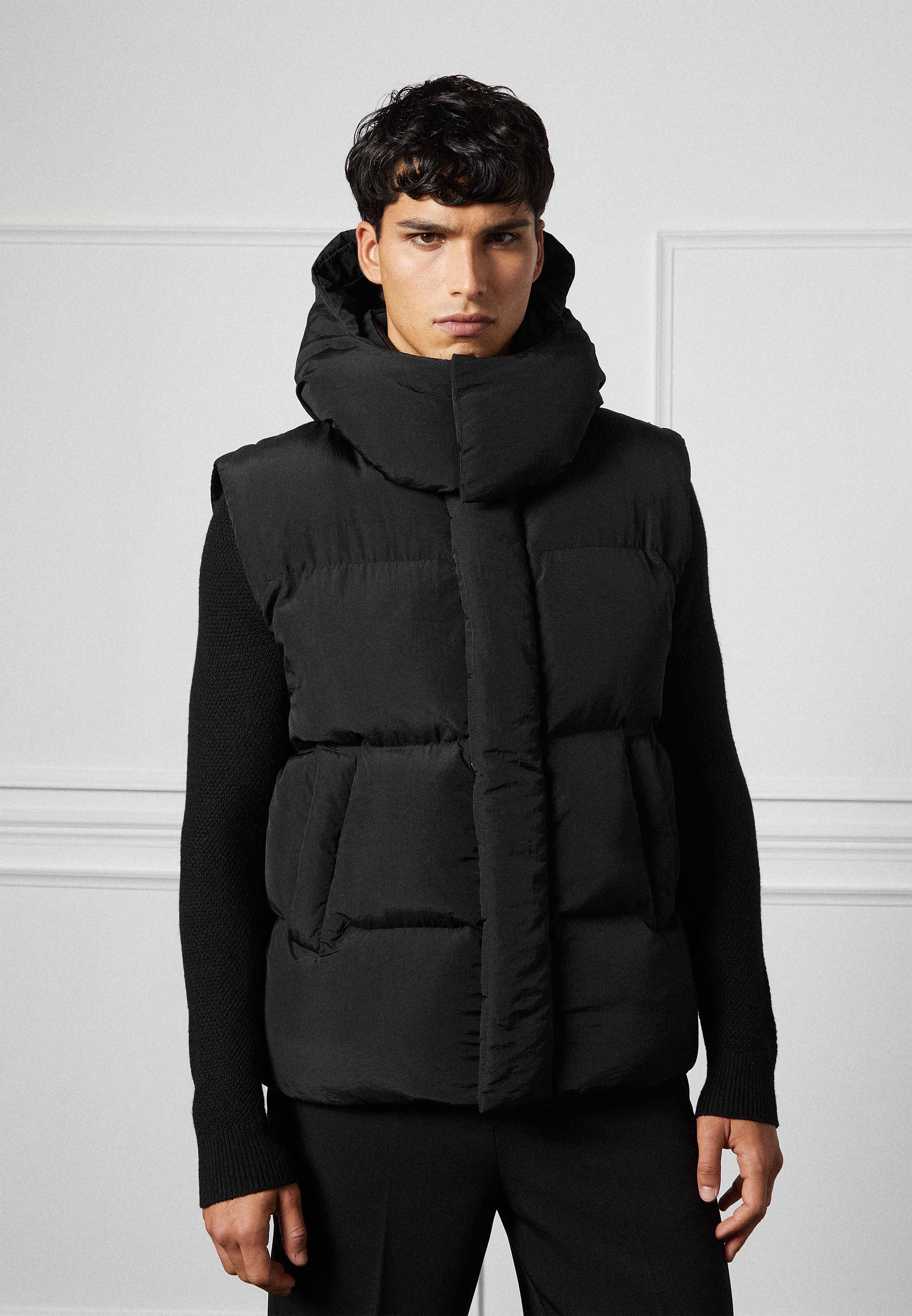 2-in-1-wrap-neck-puffer-gilet-black