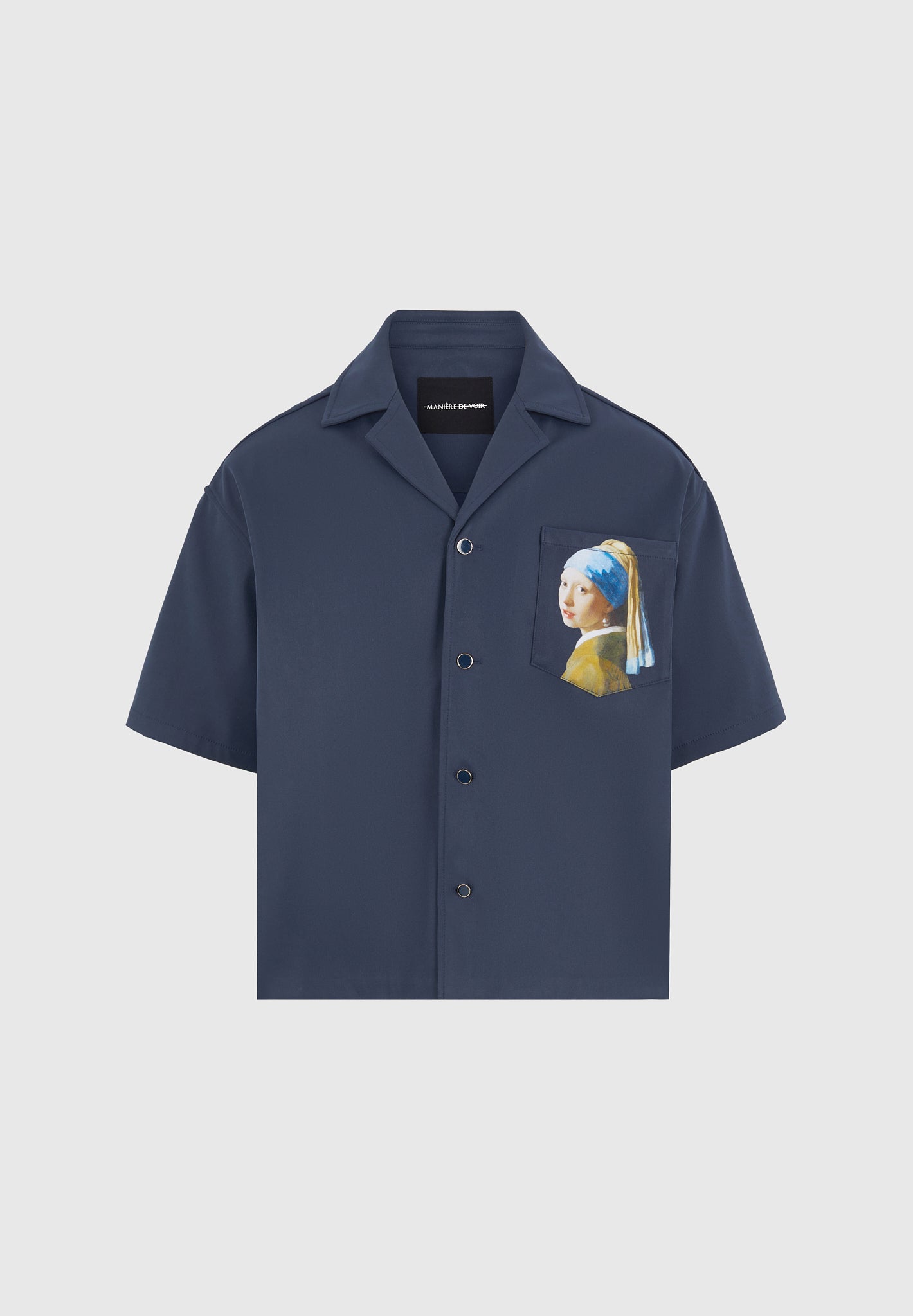 stephane-a-girl-with-a-pearl-earring-boxy-shirt-indigo