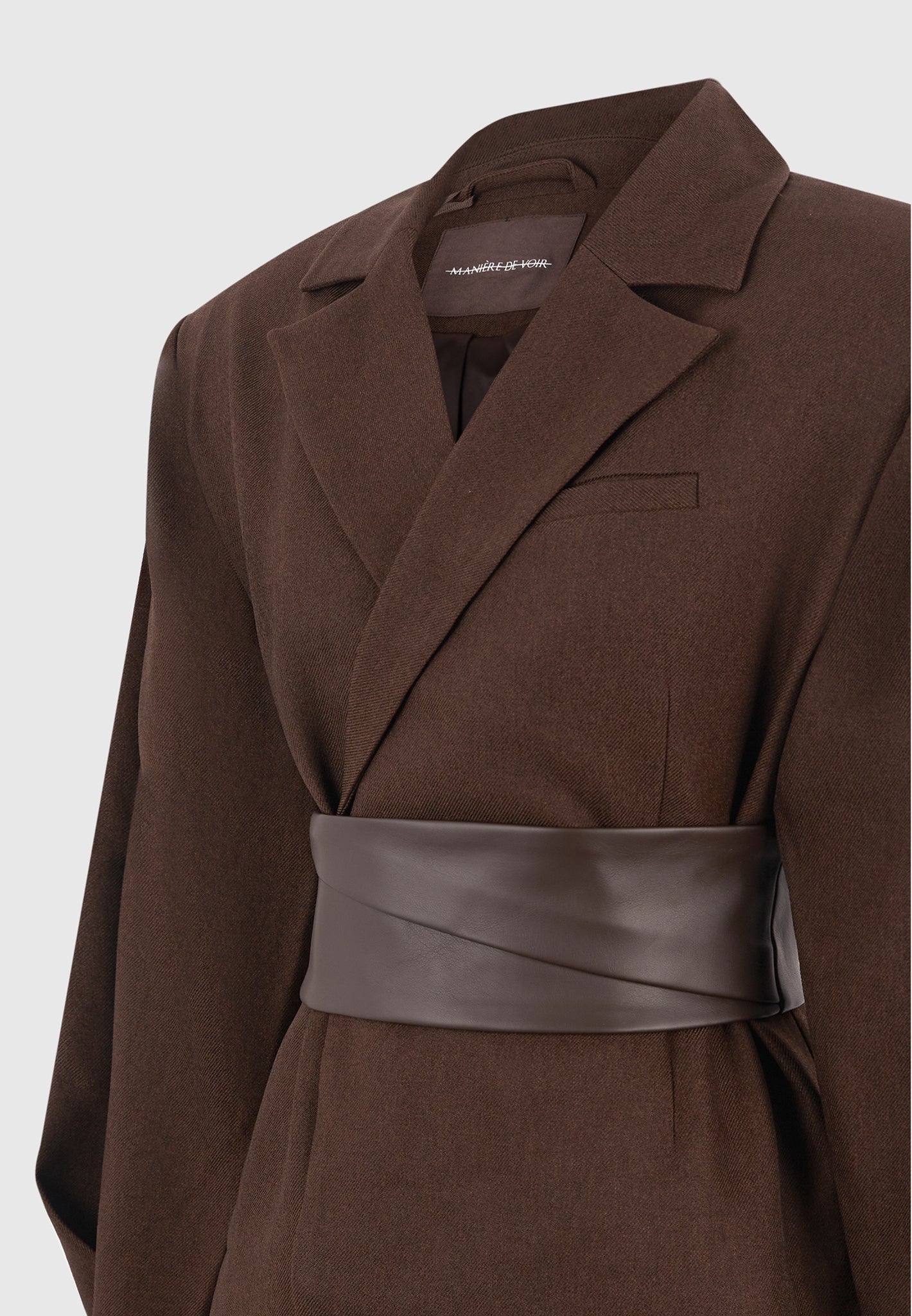 twist-sleeve-tailored-blazer-with-belt-brown