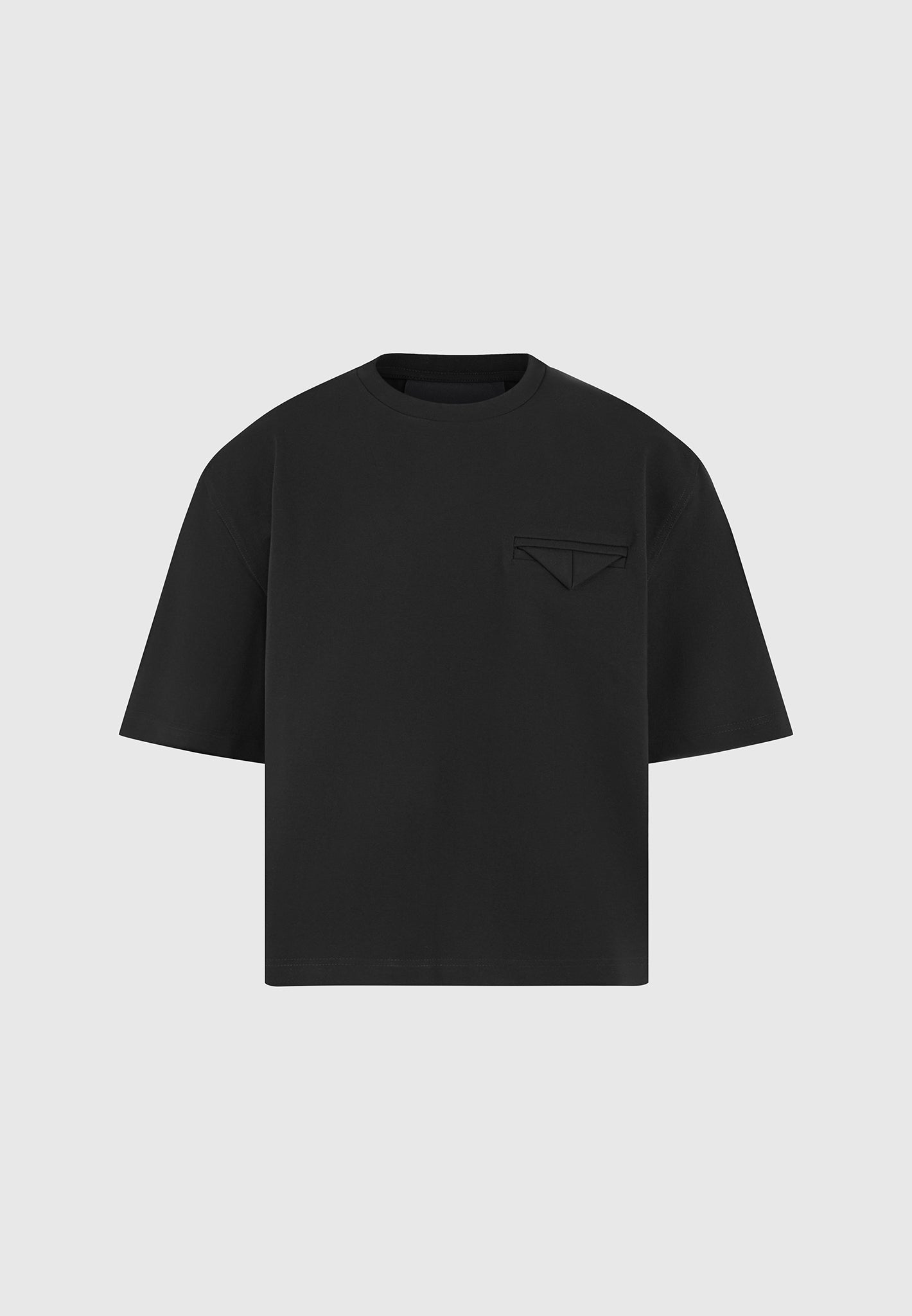 Leon - Boxy Cropped T-Shirt - Black
