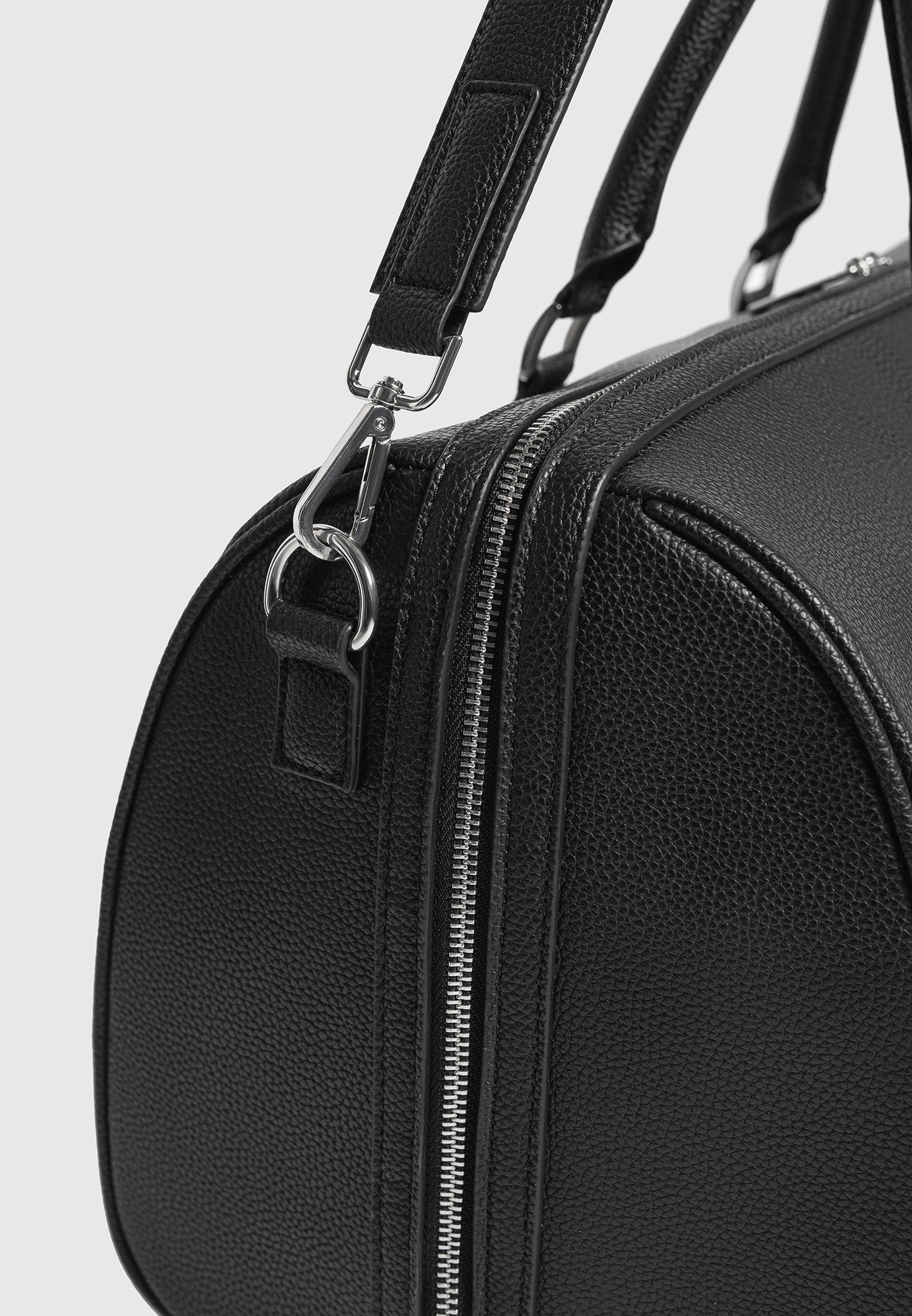 AC001 - Leather Travel Bag - Black