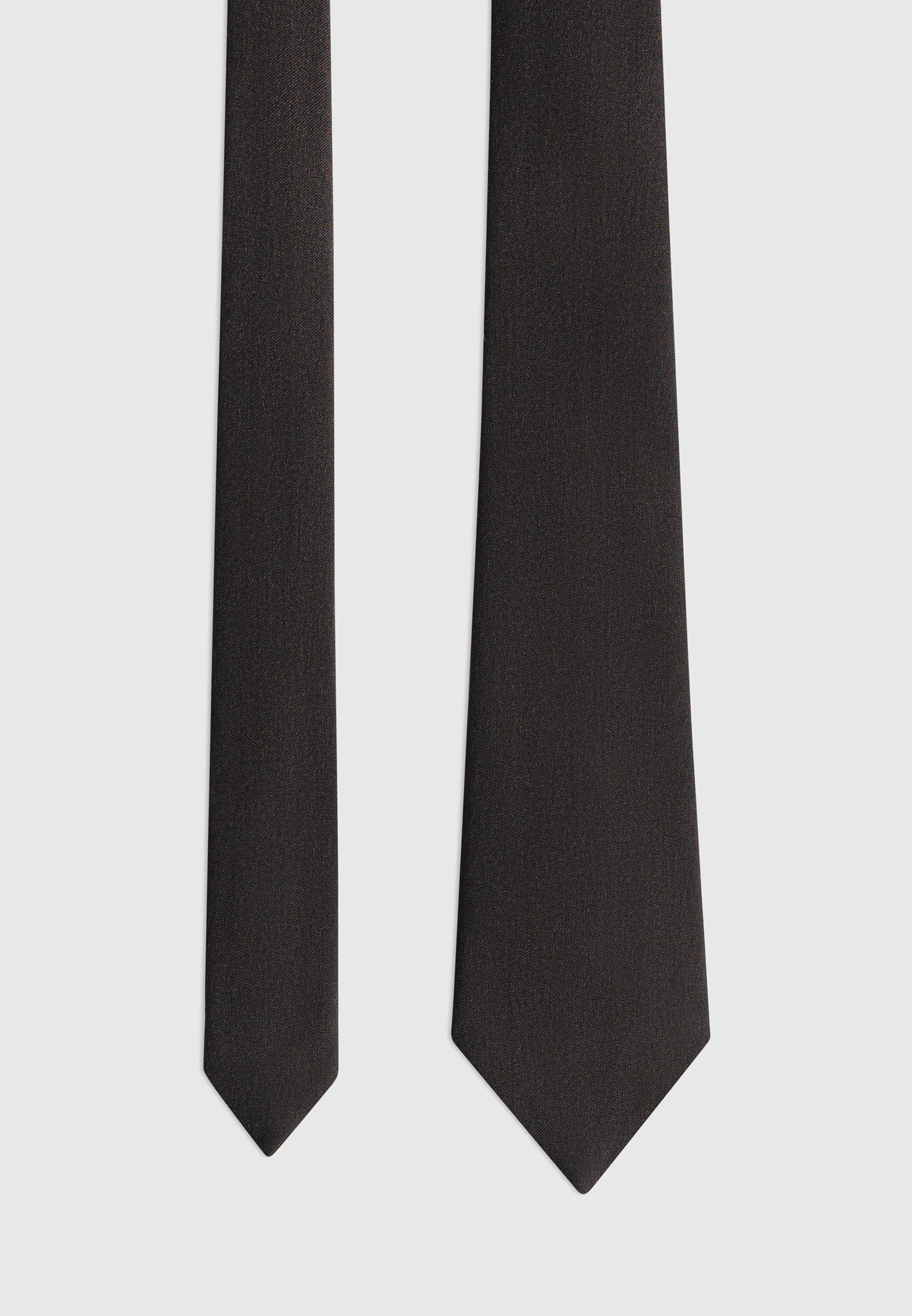 ac002-tie-brown