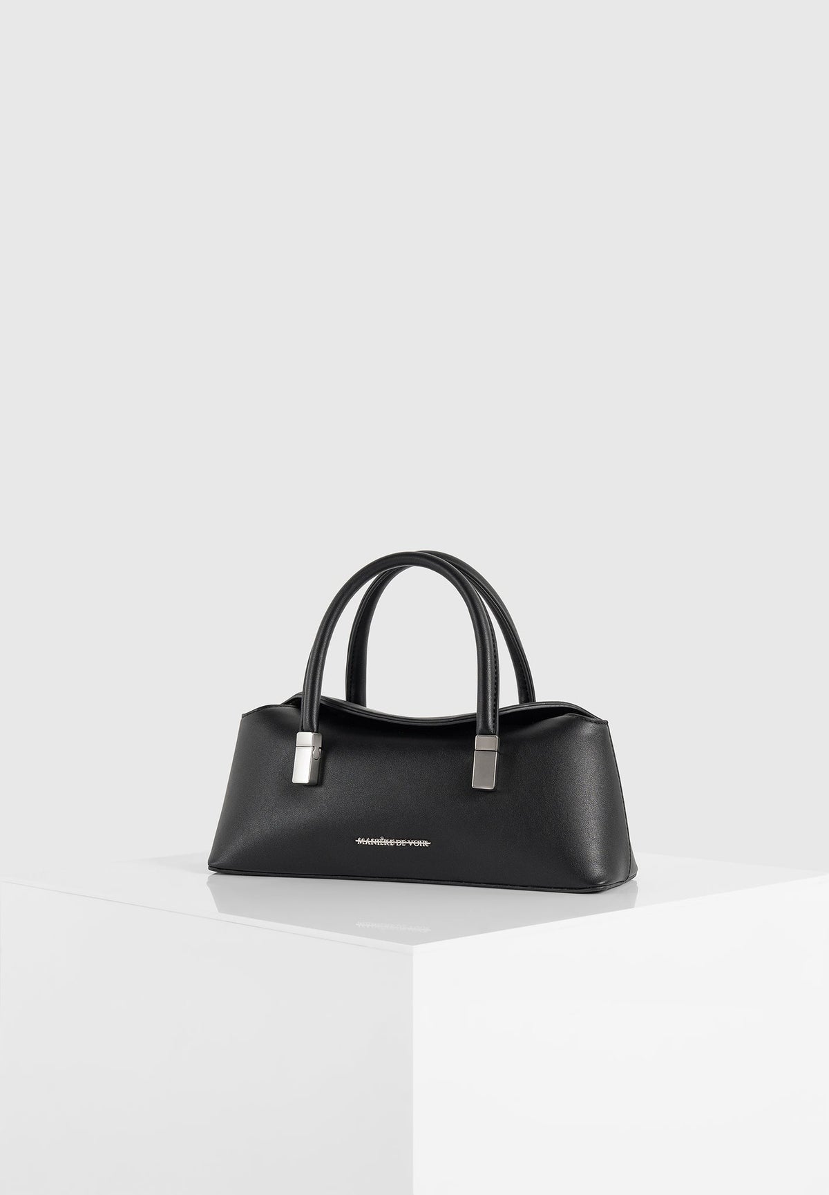 Annelise - Leather Baguette Bag - Black