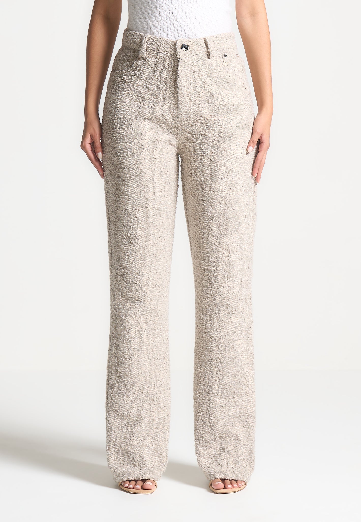 sara-boucle-straight-leg-jeans-beige