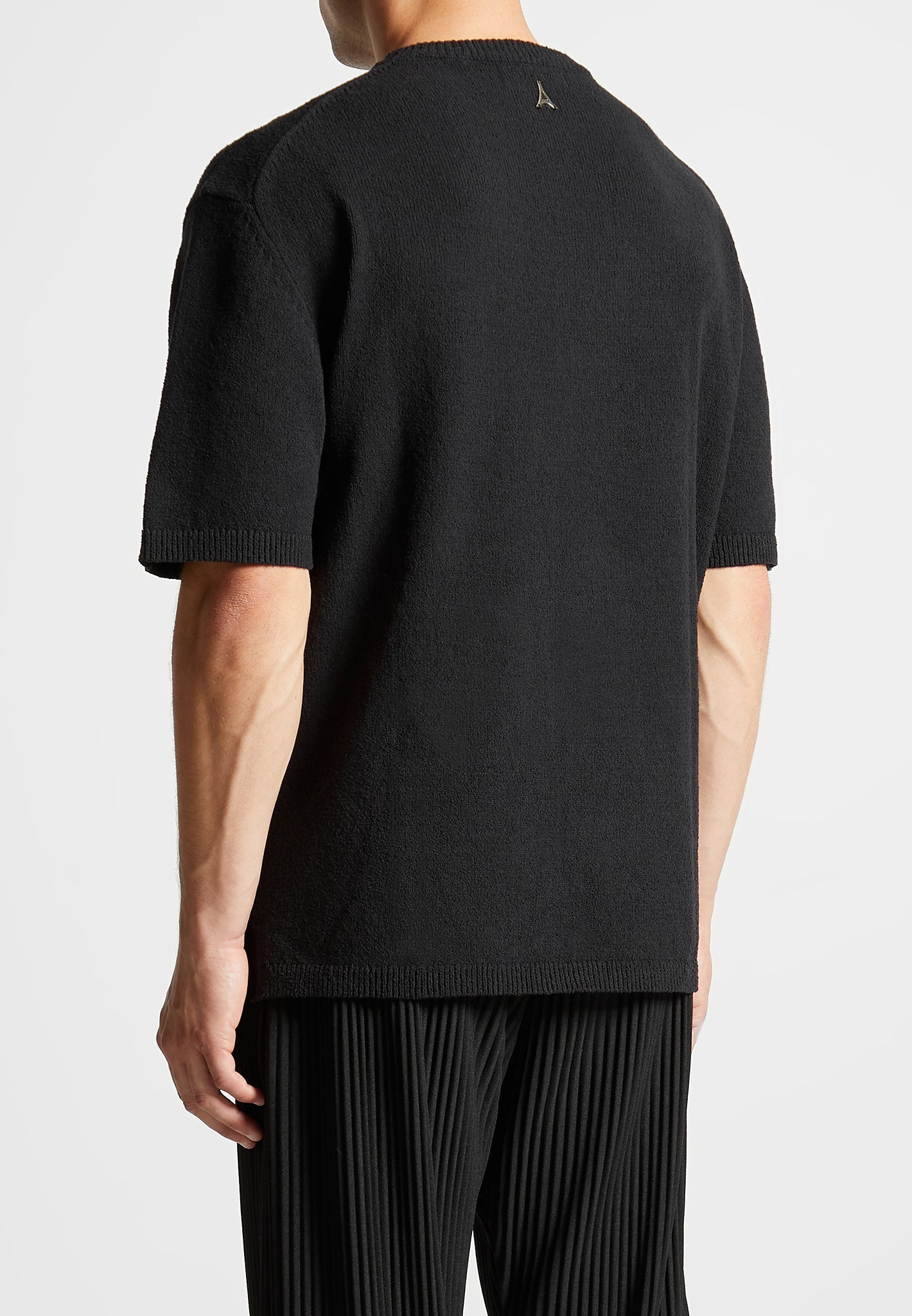 boucle-knit-oversized-fit-t-shirt-black