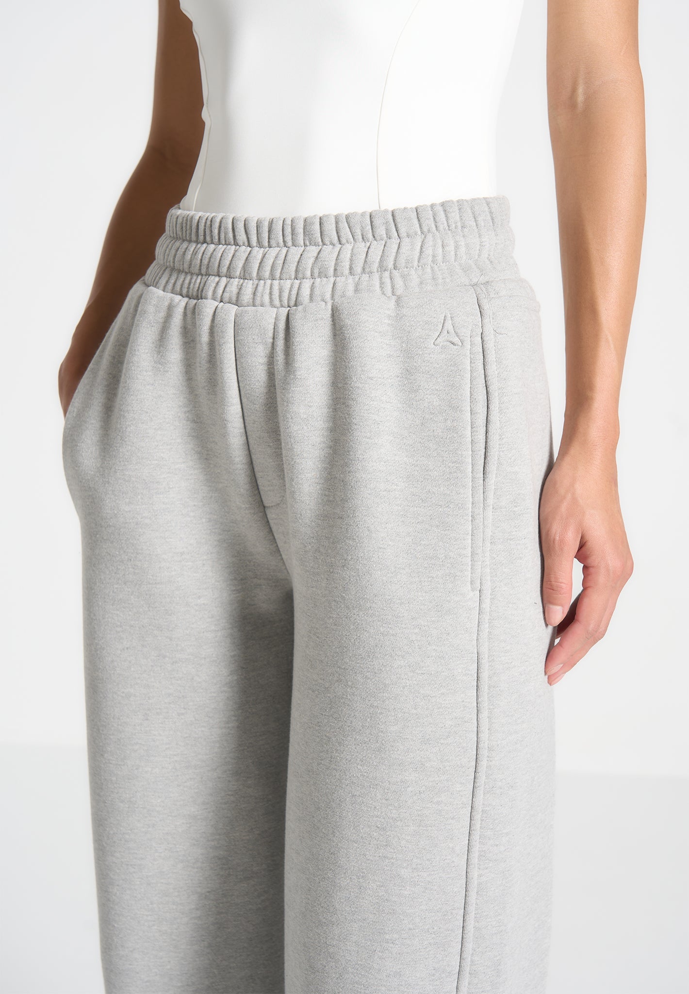 iris-relaxed-joggers-grey
