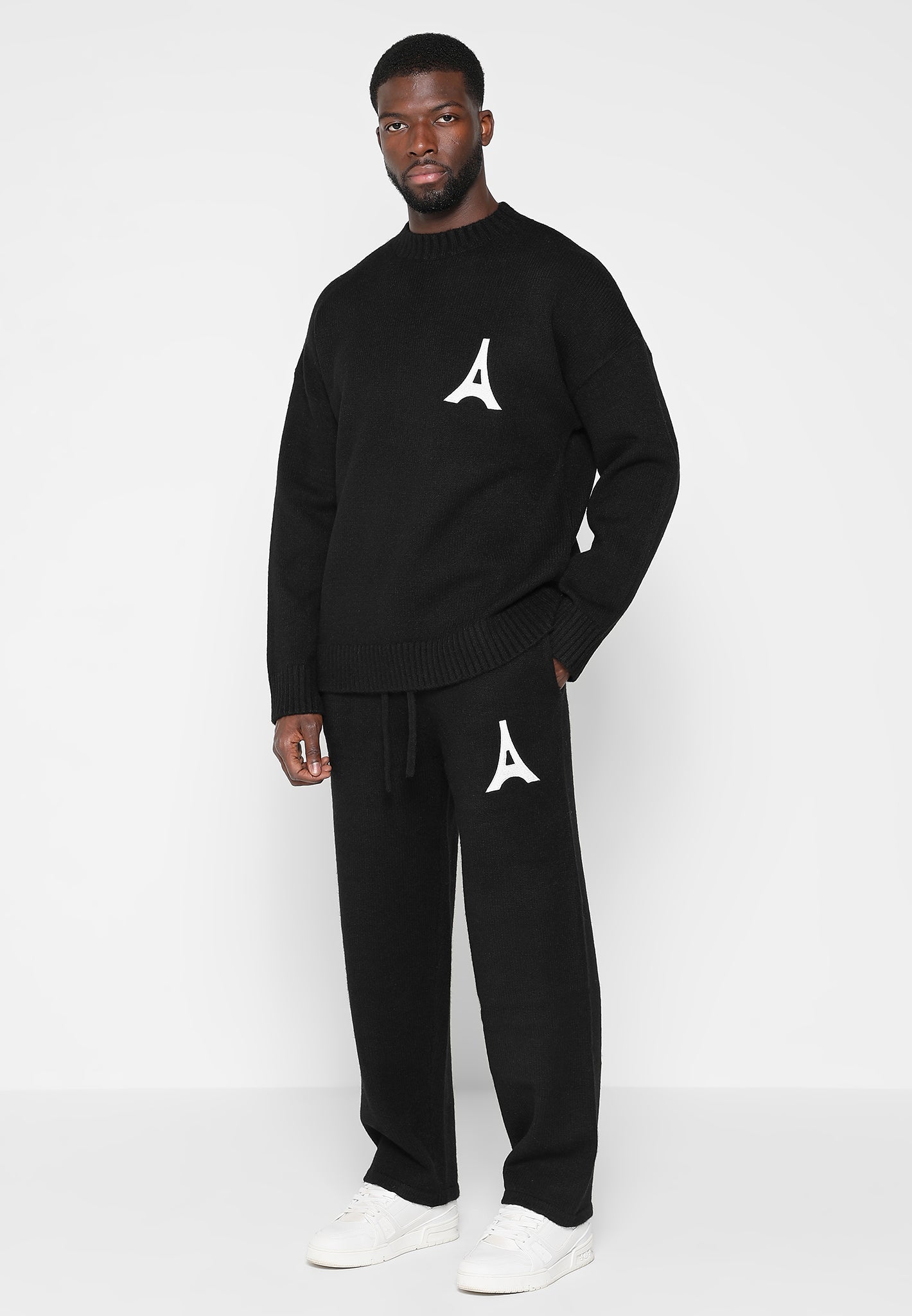 knitted-relaxed-fit-eiffel-joggers-black
