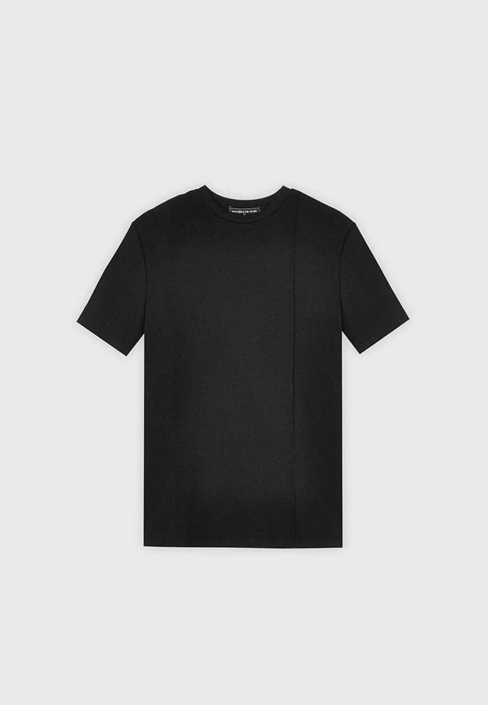 essential-t-shirt-black
