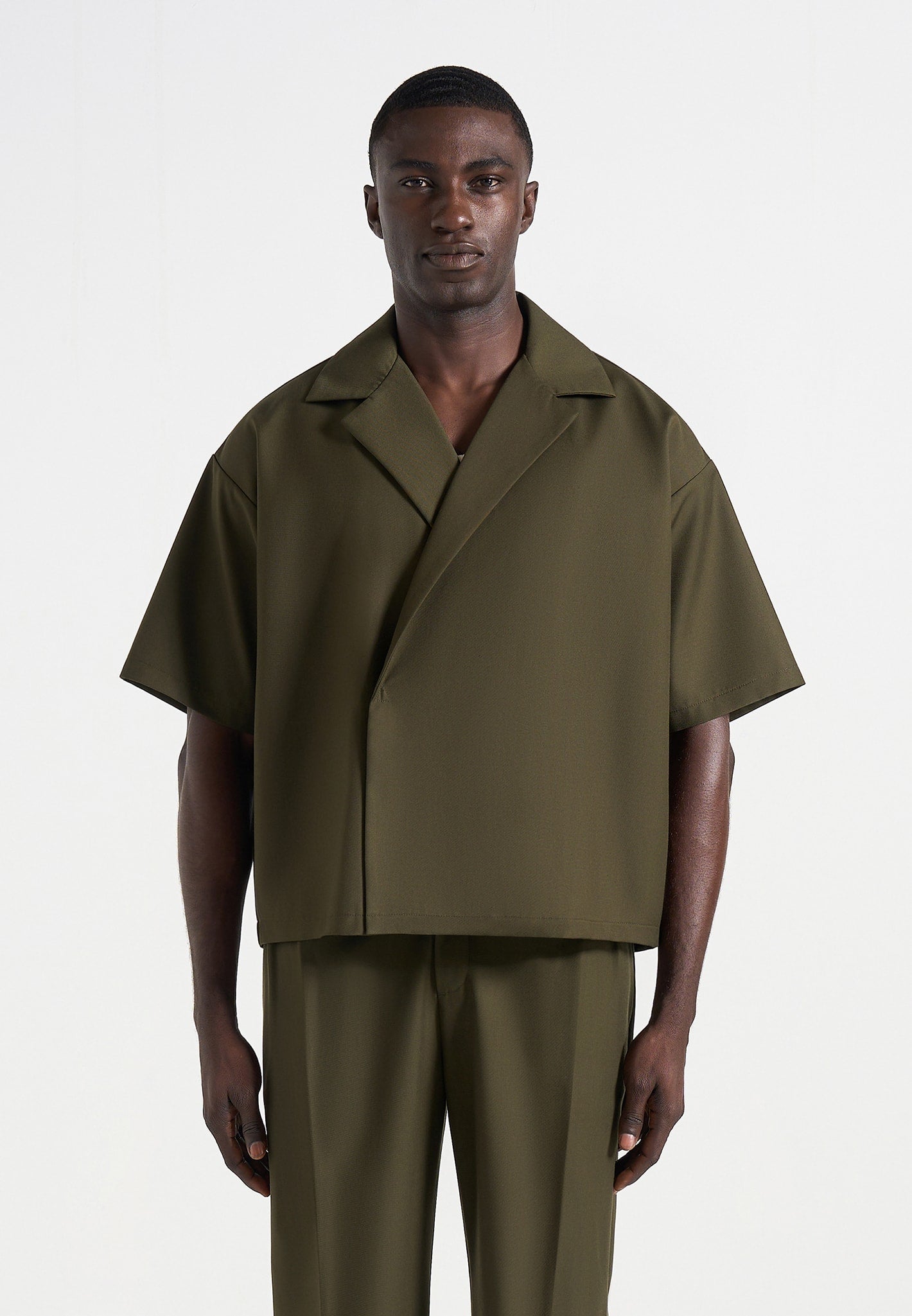 abel-boxy-twill-double-breasted-shirt-olive 