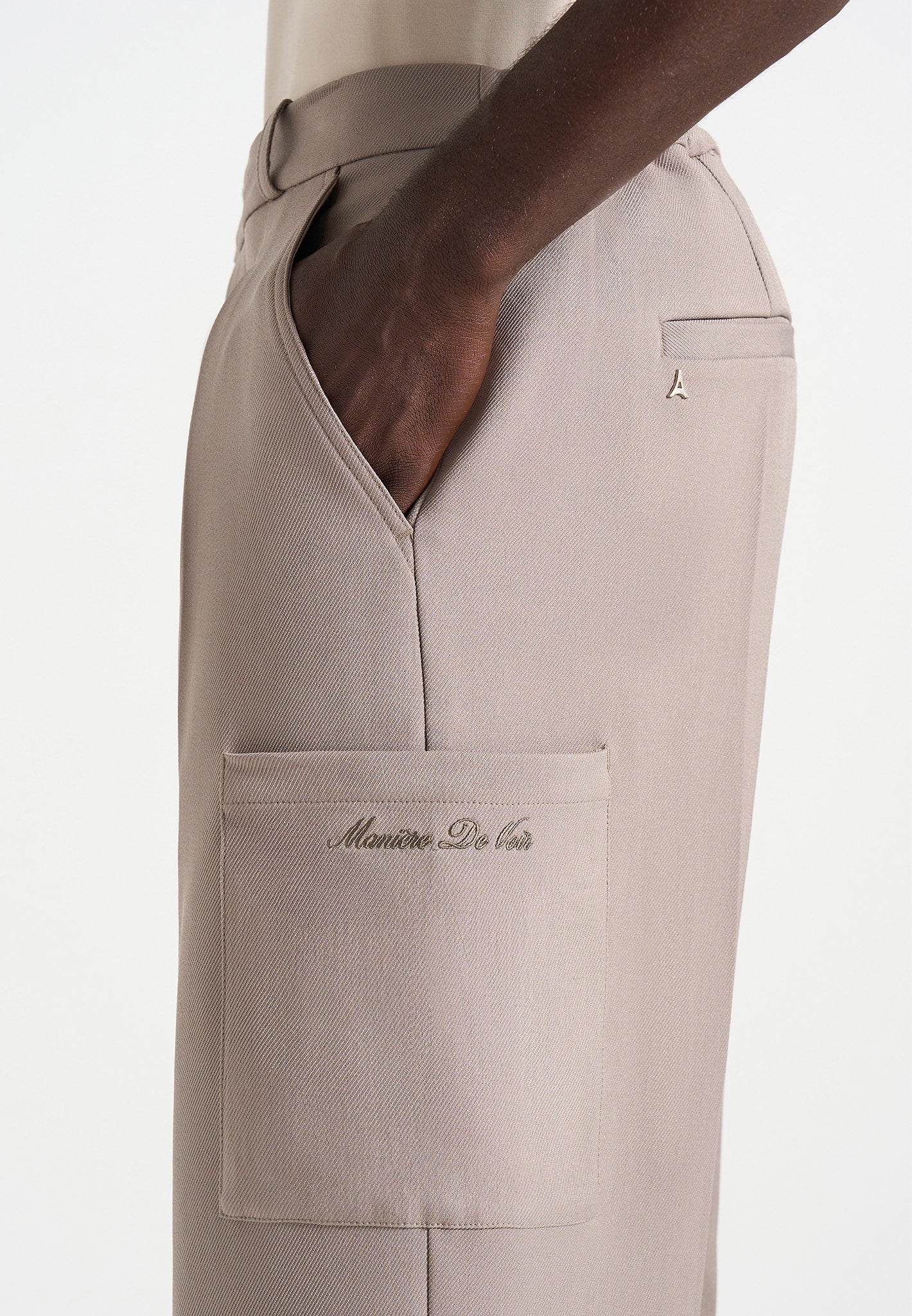 Luca - Relaxed Fit Pleated Pocket Pants - Mushroom
