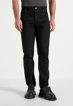 dn001-tapered-fit-denim-jeans-black