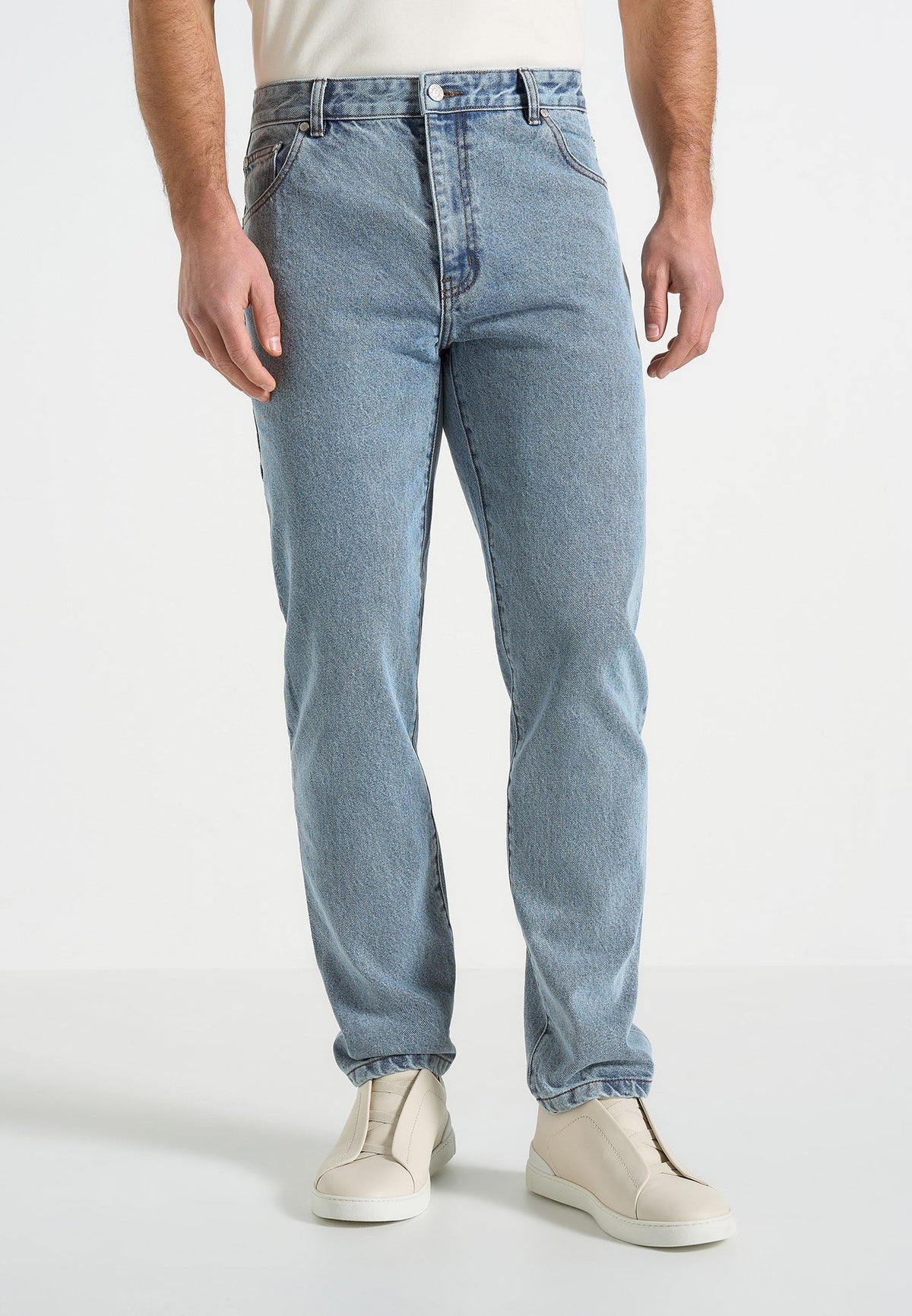 DN001 - Tapered Fit Denim Jeans - Mid Blue