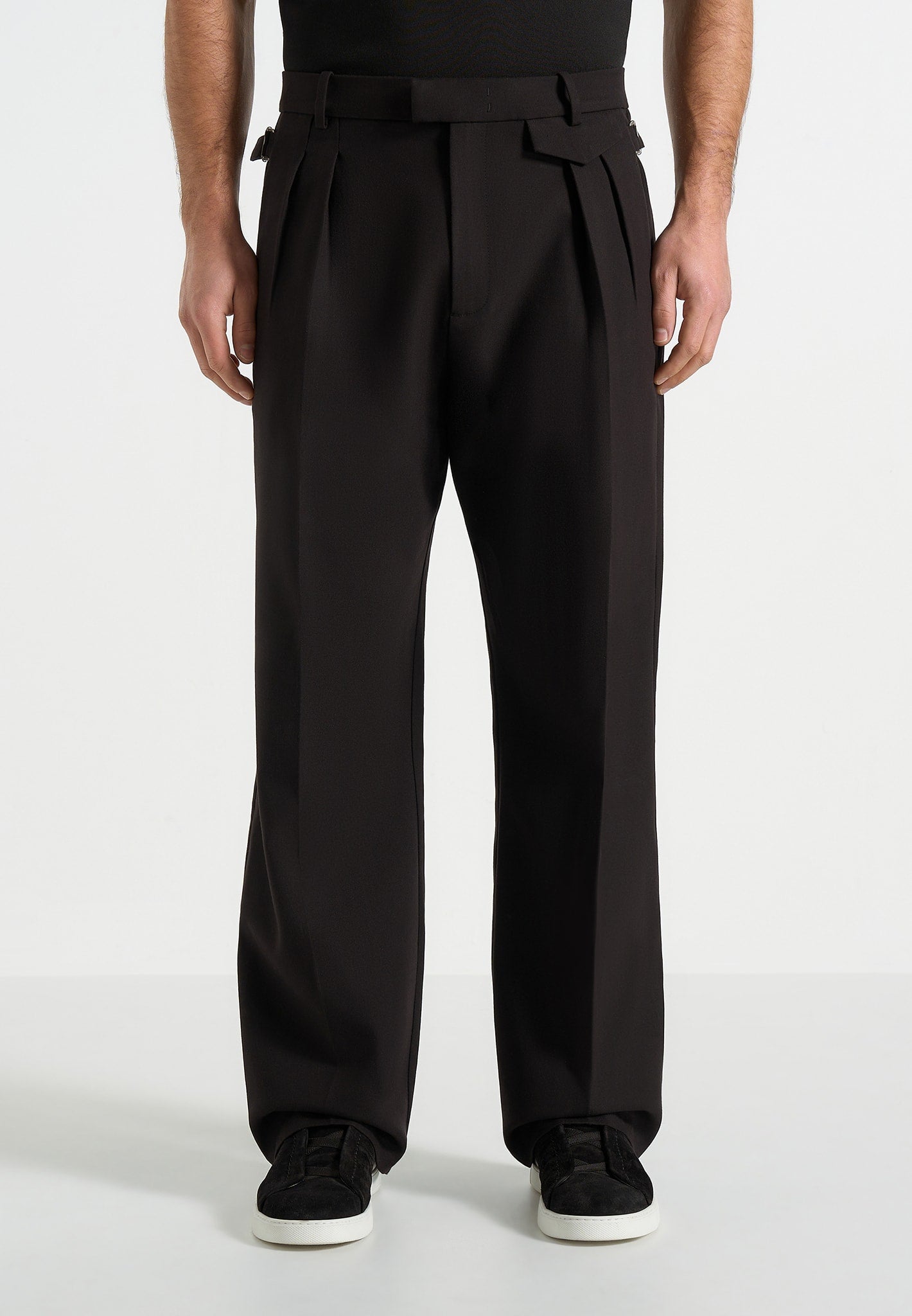 pierre-relaxed-fit-pleated-tailored-trousers-black-2