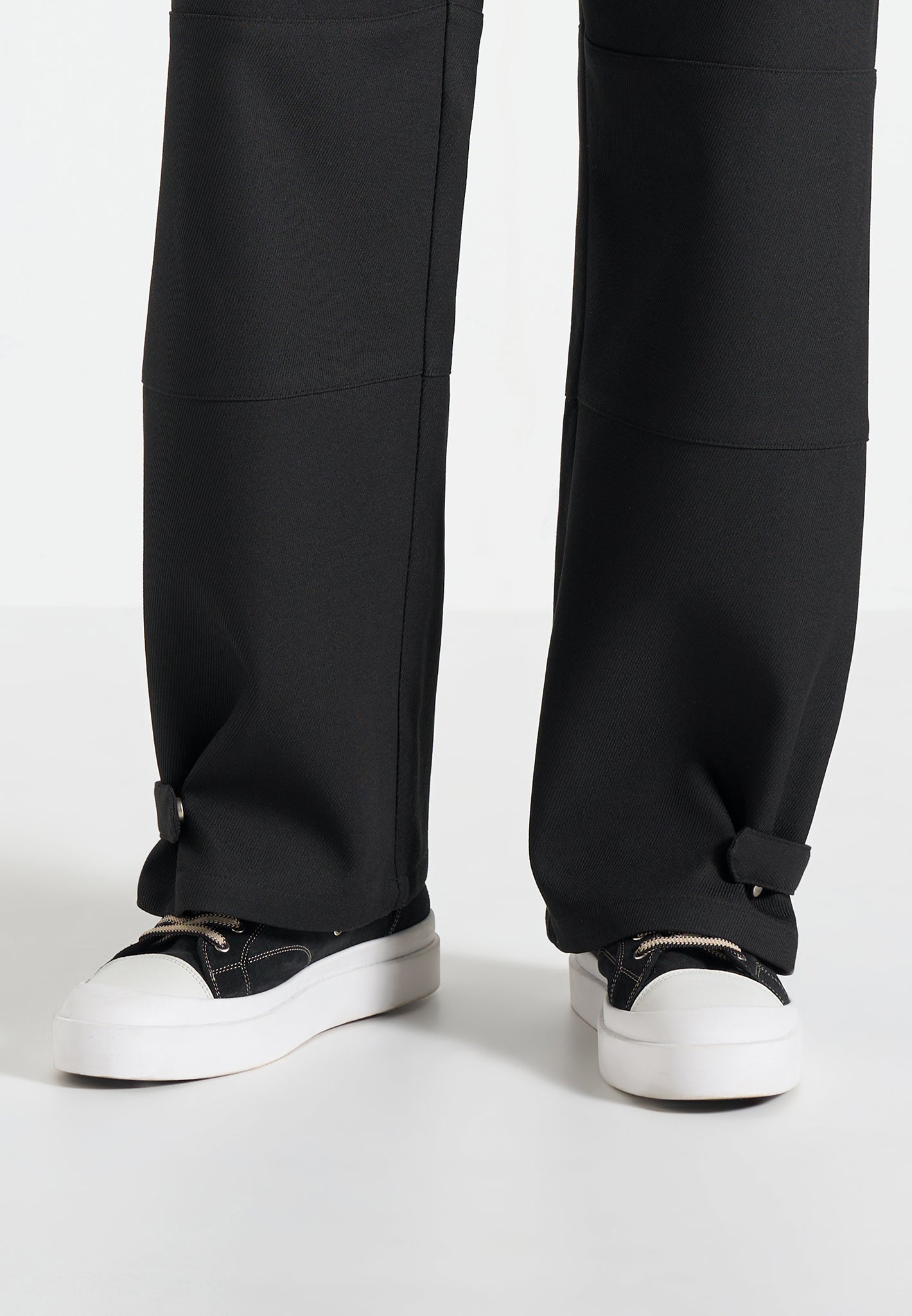 Mathis - Twill Signature Wide Leg Cargo Pants - Black