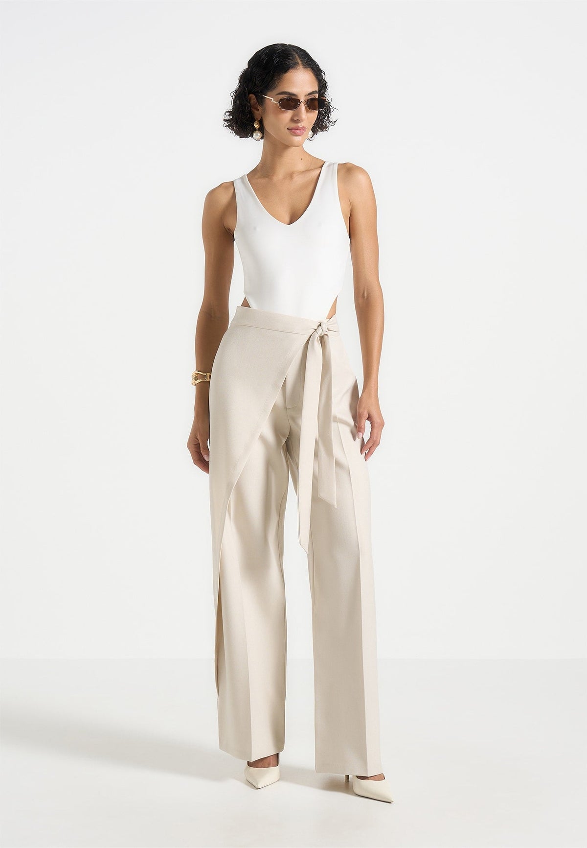 BS001 - V-Neck Bodysuit - White