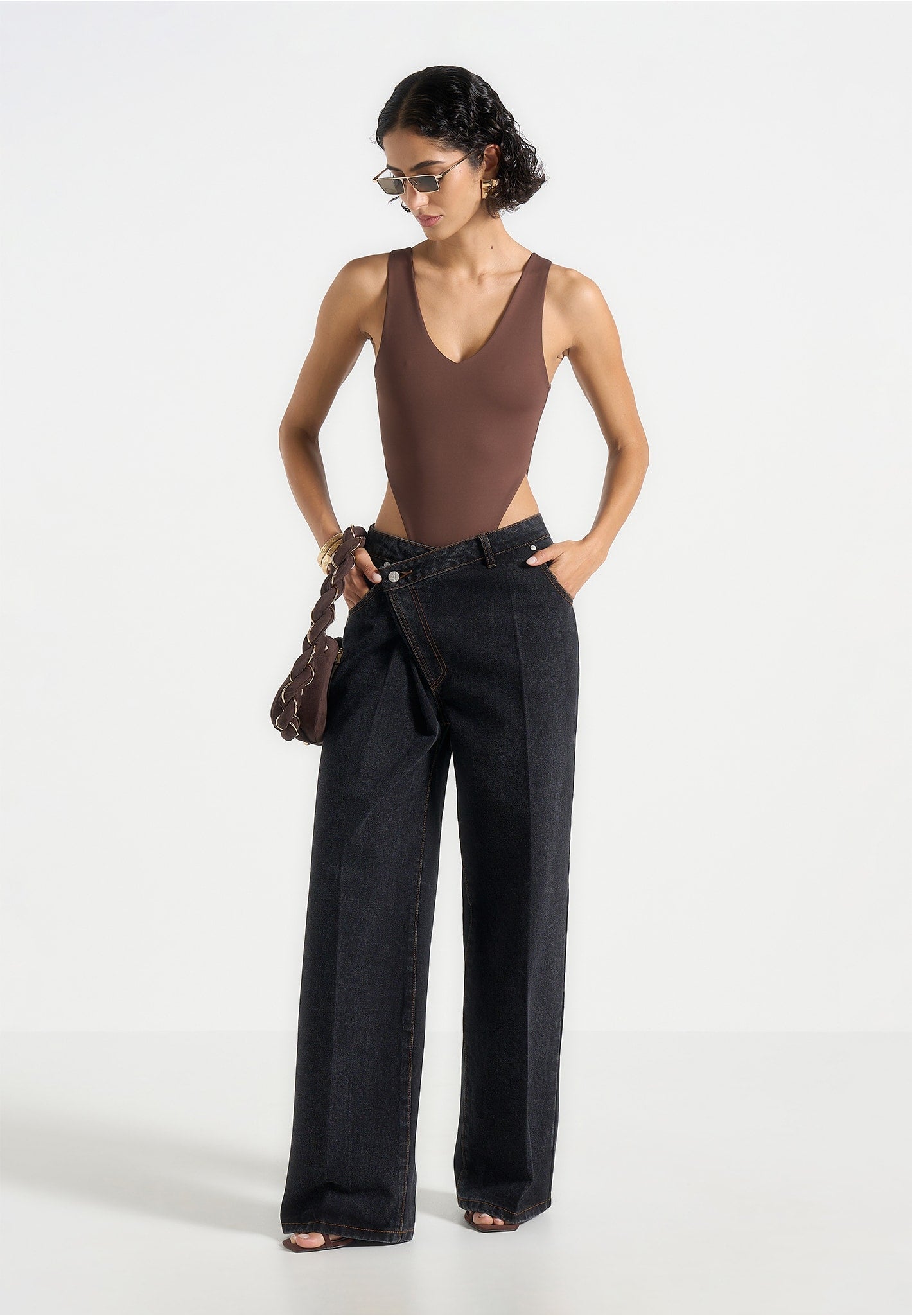 bs001-v-neck-bodysuit-brown