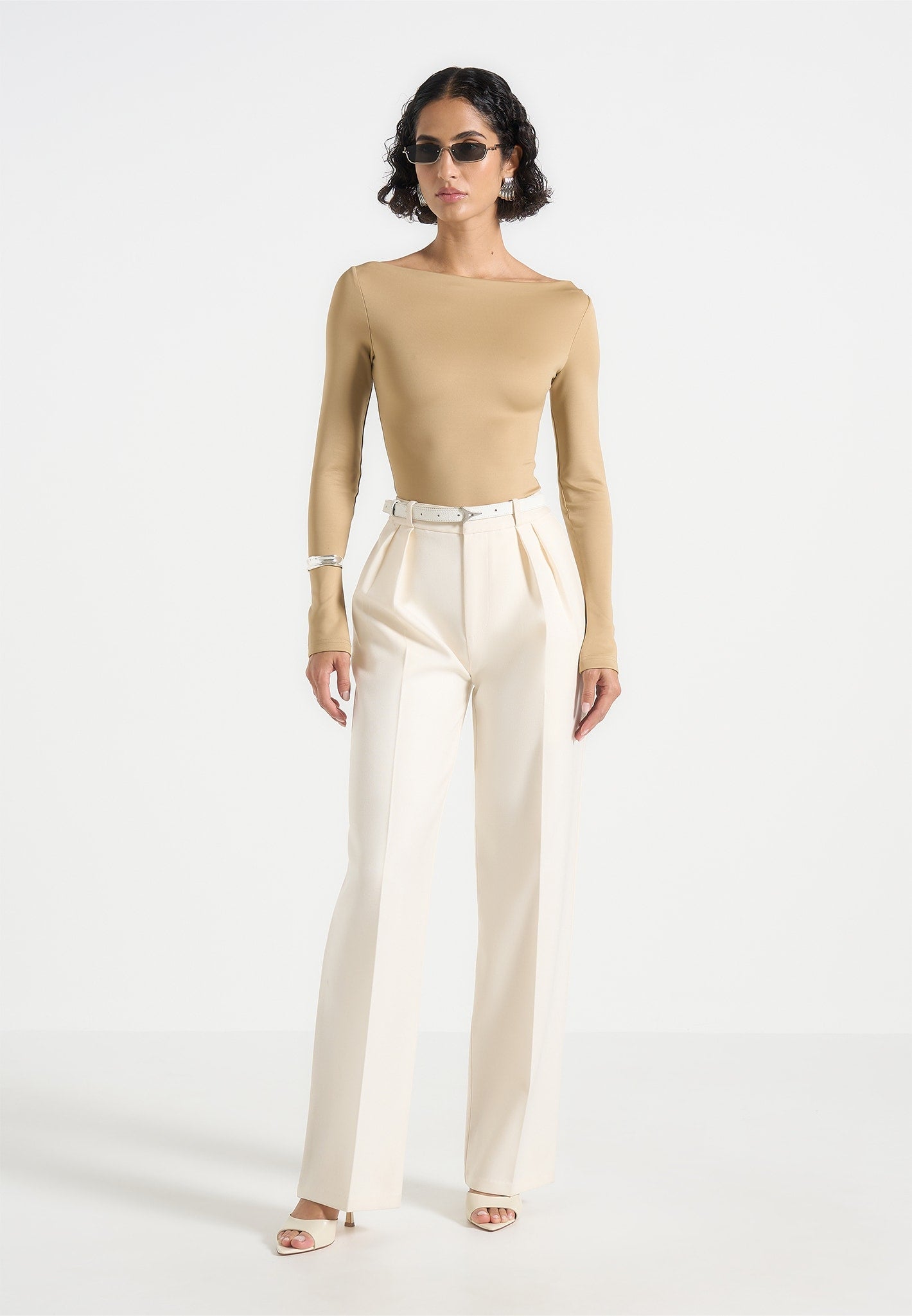bs003-boat-neck-bodysuit-beige