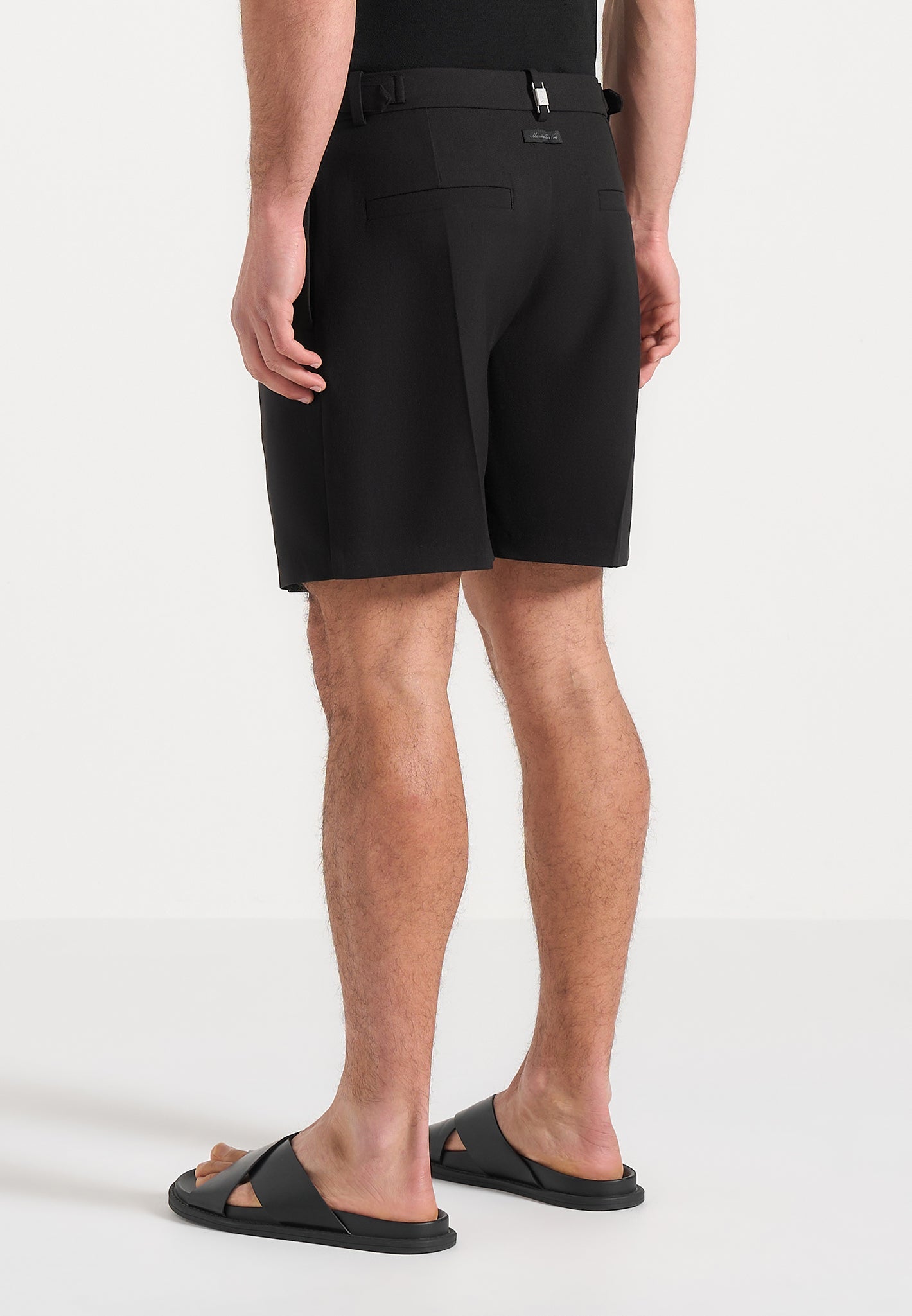 Marin - Tailored Pleated Shorts - Black