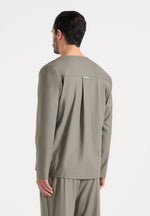 axel-minimal-kimono-shirt-khaki