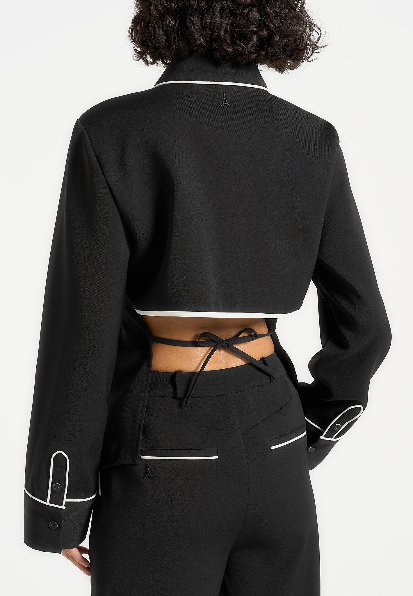 contrast-piped-backless-tie-shirt-black-white