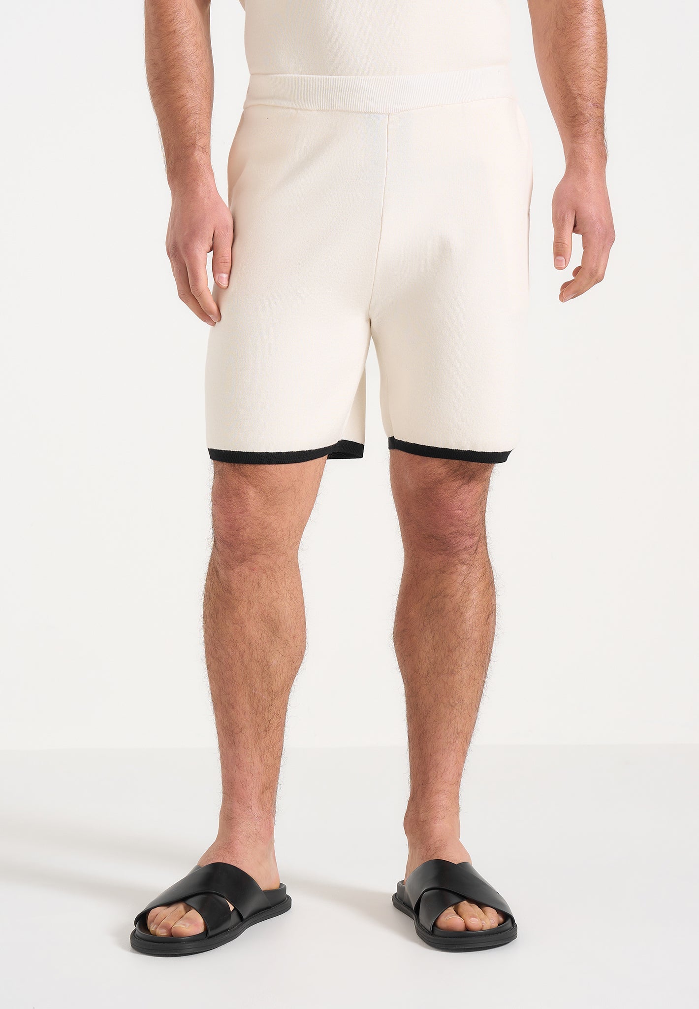 Regis - Contrast Detail Knit Shorts - Cream 