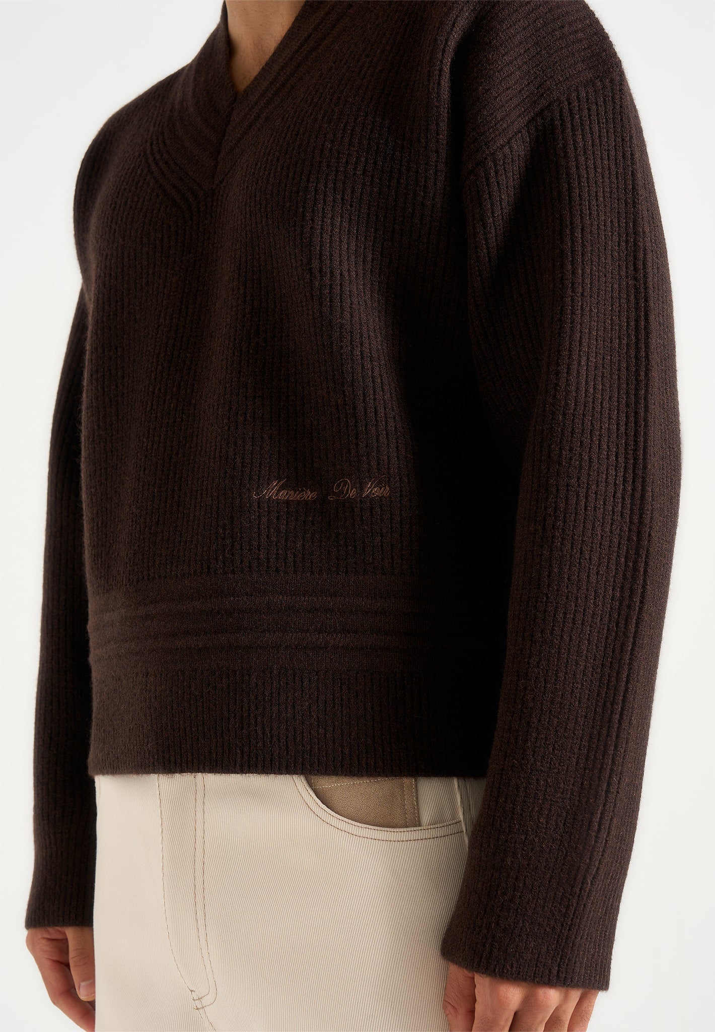 remi-v-neck-signature-knit-jumper-brown