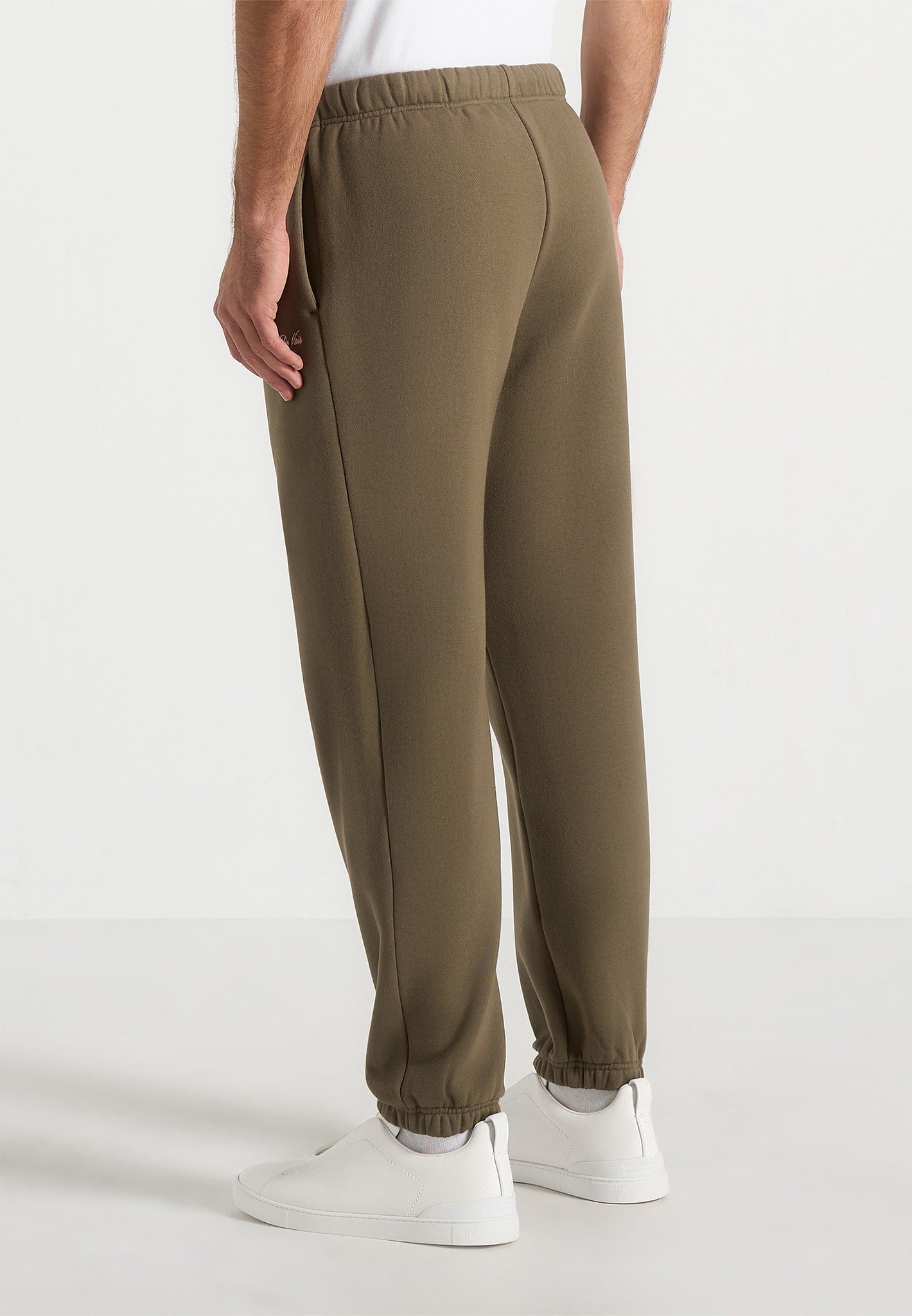 JS005 - Signature Regular Fit Cuffed Joggers - Olive