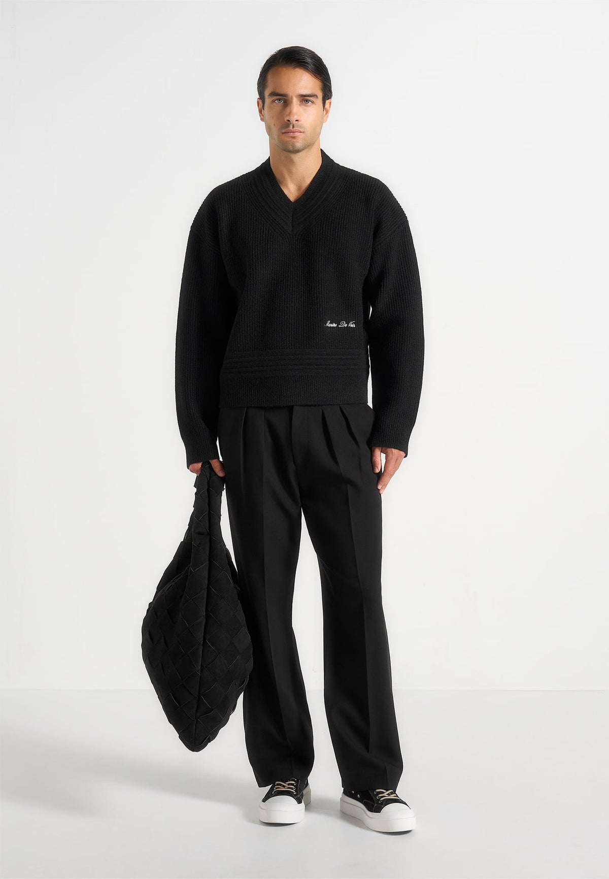 Remi - V-Neck Signature Knit Sweater - Black