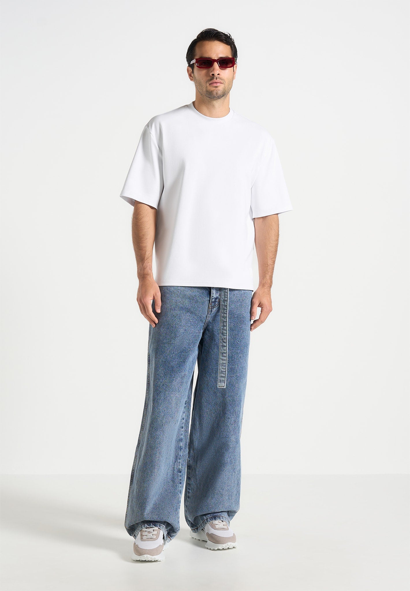 ts007-unisex-relaxed-fit-cotton-t-shirt-white