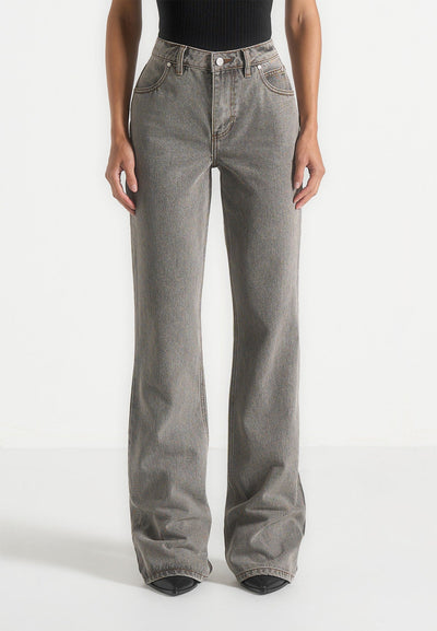 abbie-stacked-fit-and-flare-jeans-light-grey