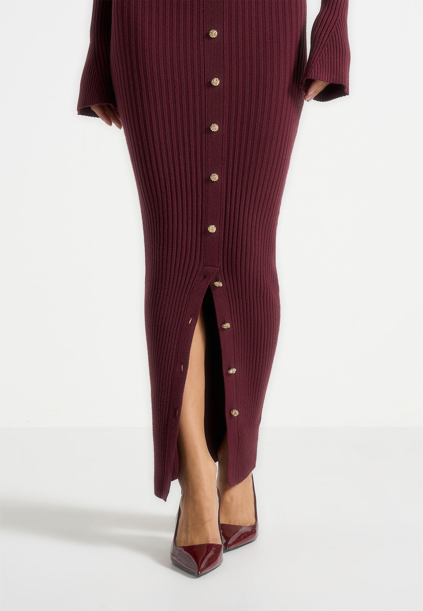 assia-long-sleeve-knitted-midaxi-dress-with-belt-wine-red
