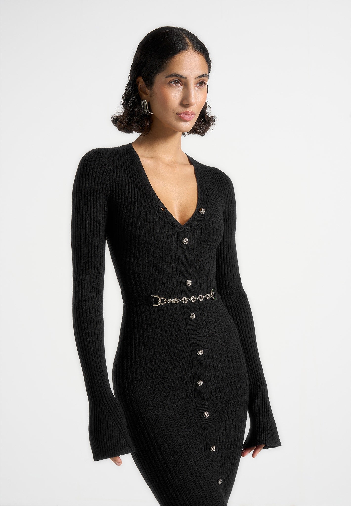 assia-long-sleeve-knitted-maxi-dress-with-belt-black