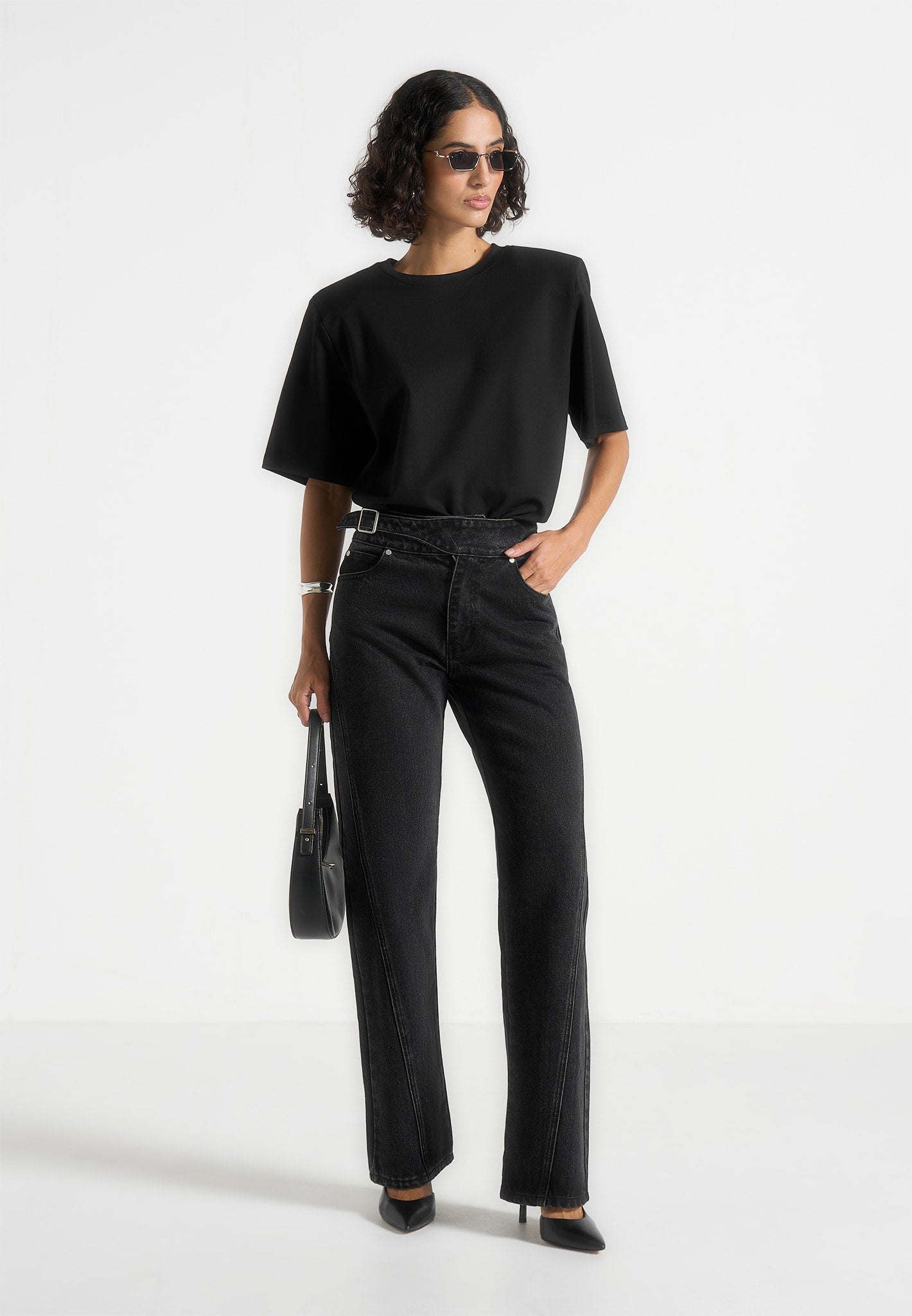 Loane - Twist Leg Boyfriend Jeans With Waist Adjuster - Washed Black