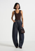 Enora - Hourglass Jean With Chain - Indigo