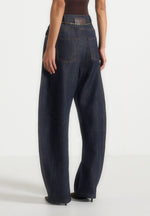 enora-hourglass-jean-with-chain-indigo