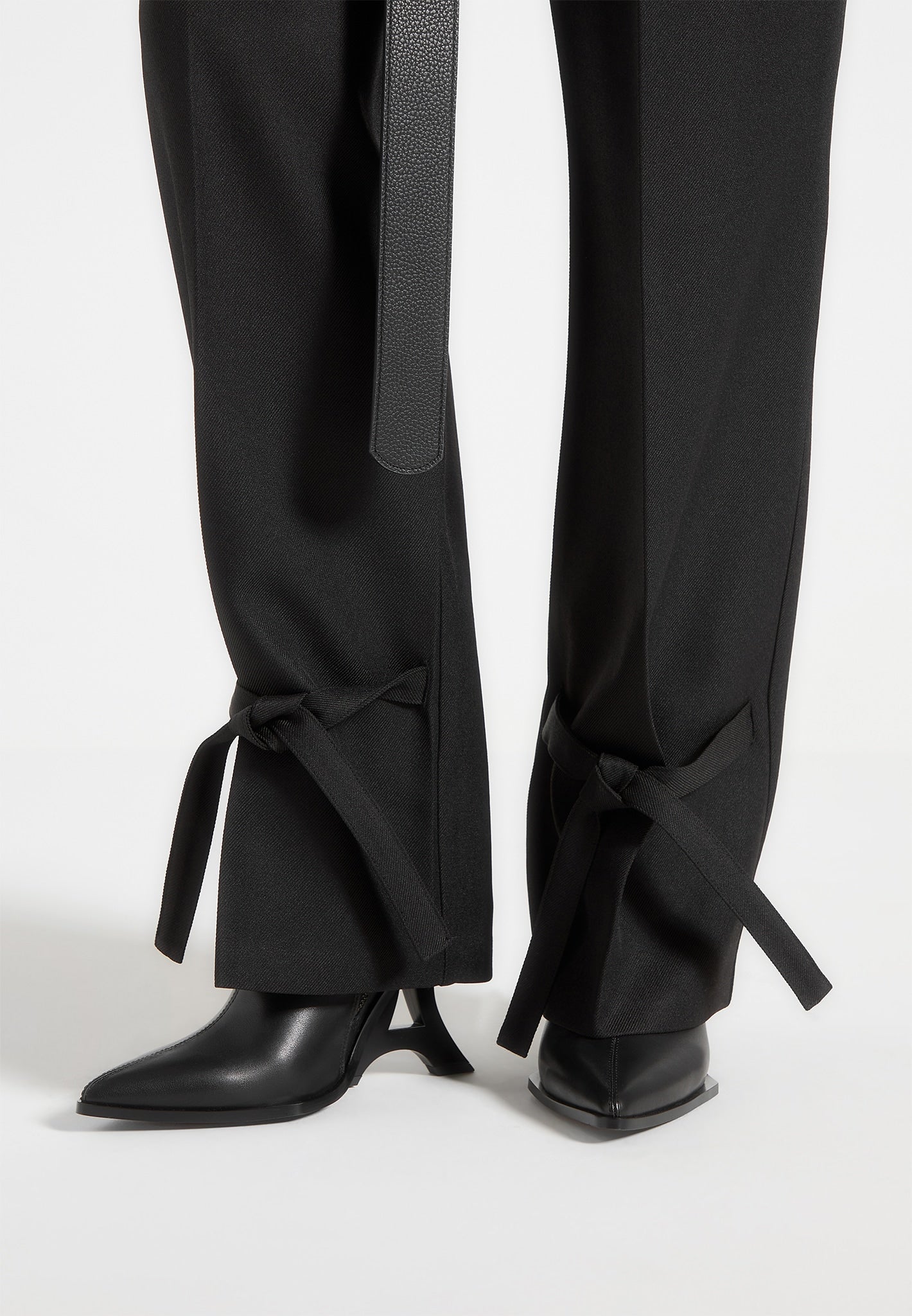 suzanne-tailored-trousers-with-oversized-belt-and-ankle-ties-black