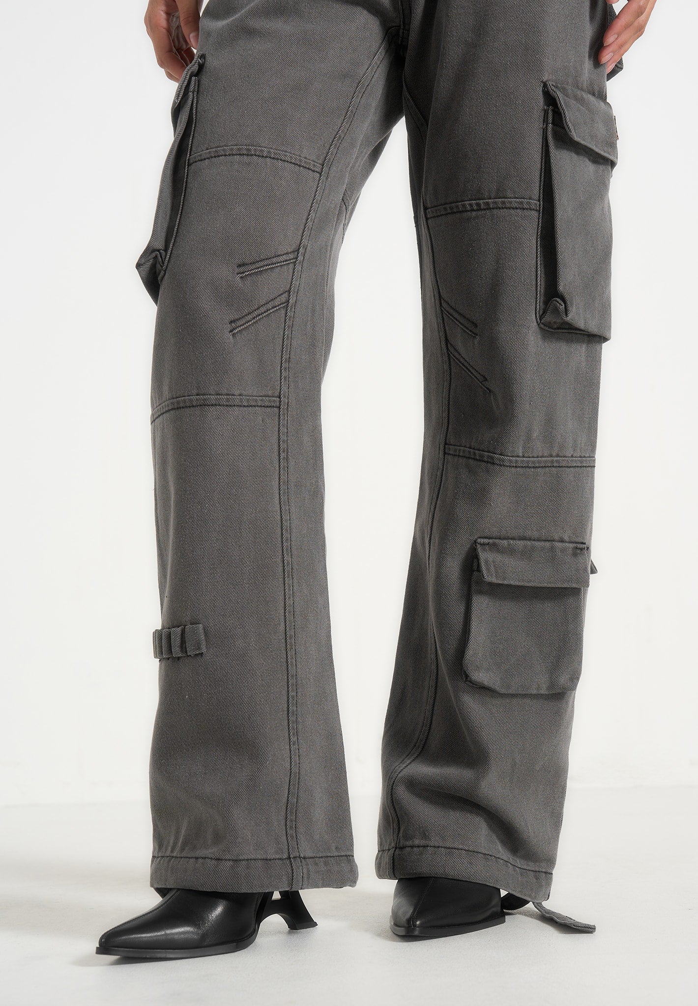 Mid Rise Cargo Pants - Washed Grey