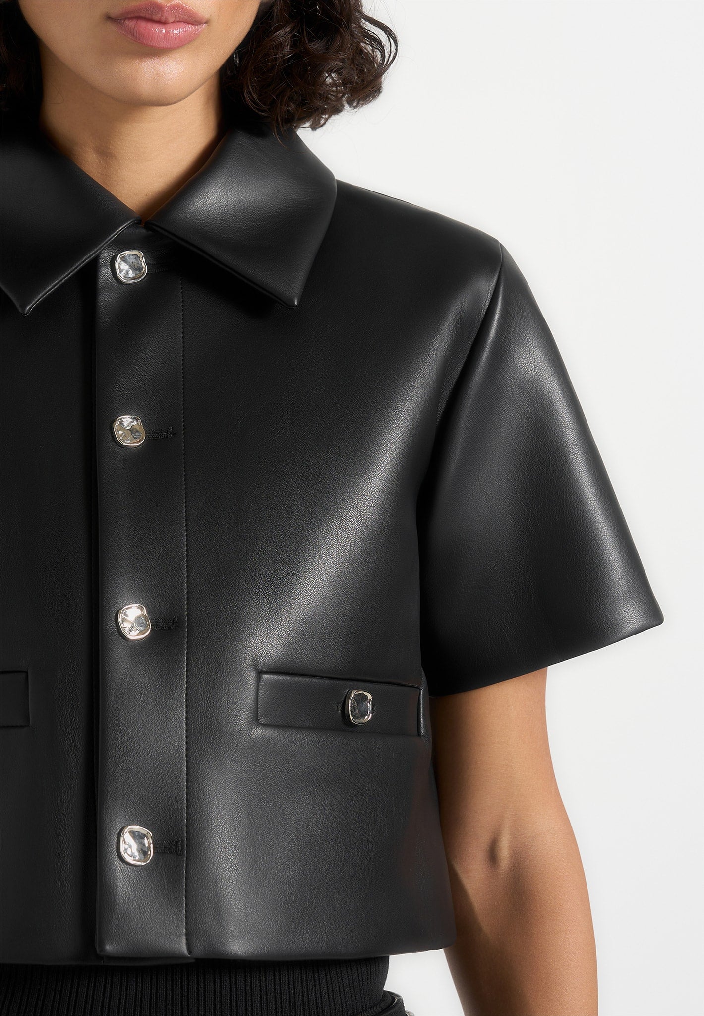 Dory - Leather Cropped Shirt - Black
