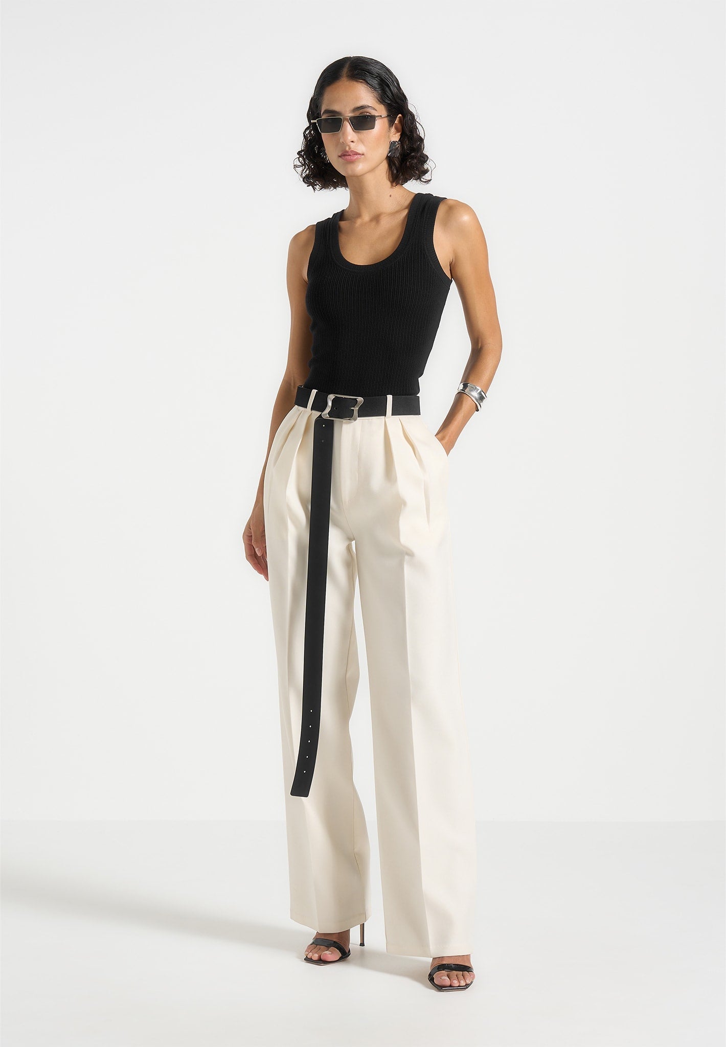 Liane - Scoop Neck Ribbed Tank Top - Black