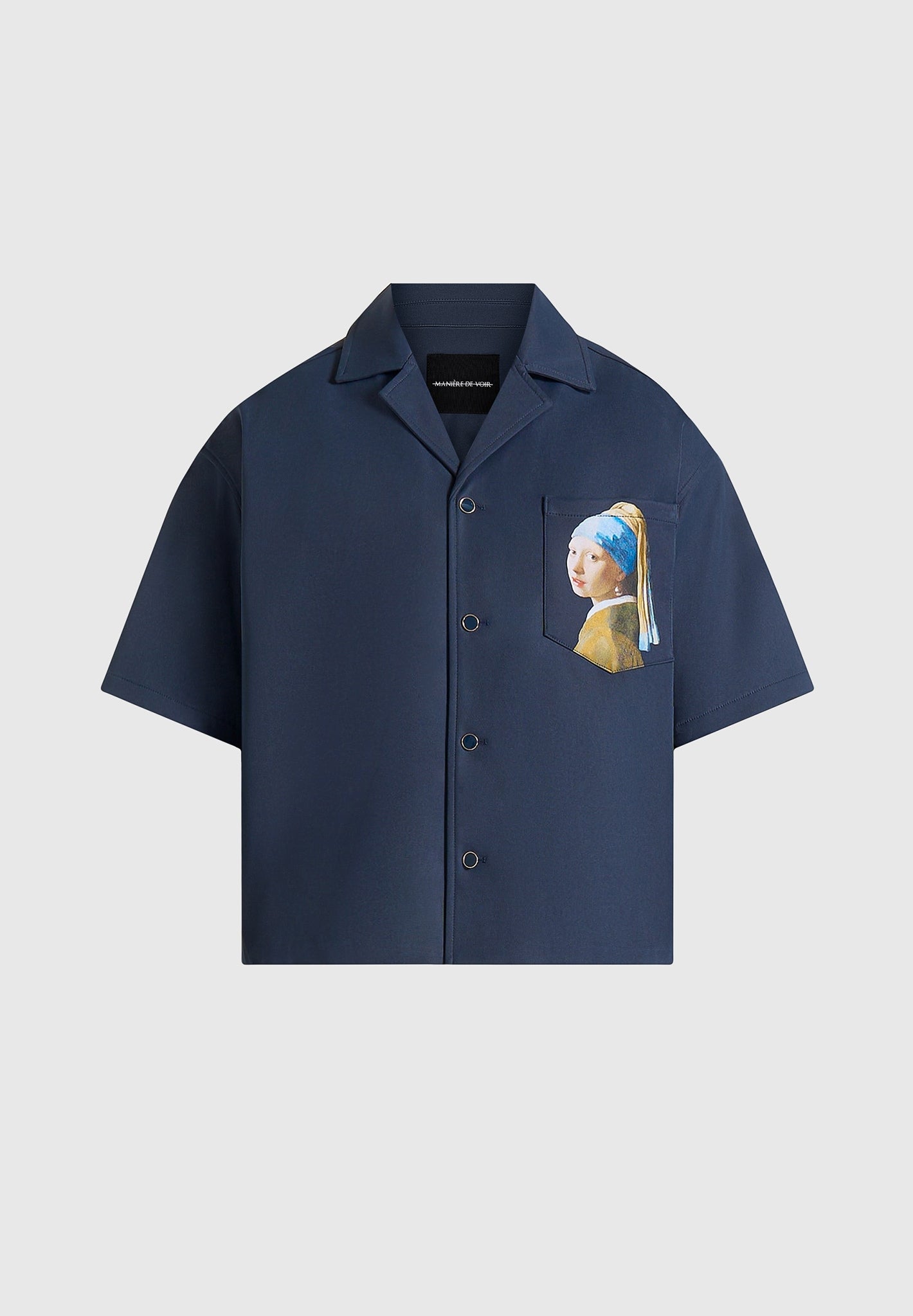 stephane-a-girl-with-a-pearl-earring-boxy-shirt-indigo