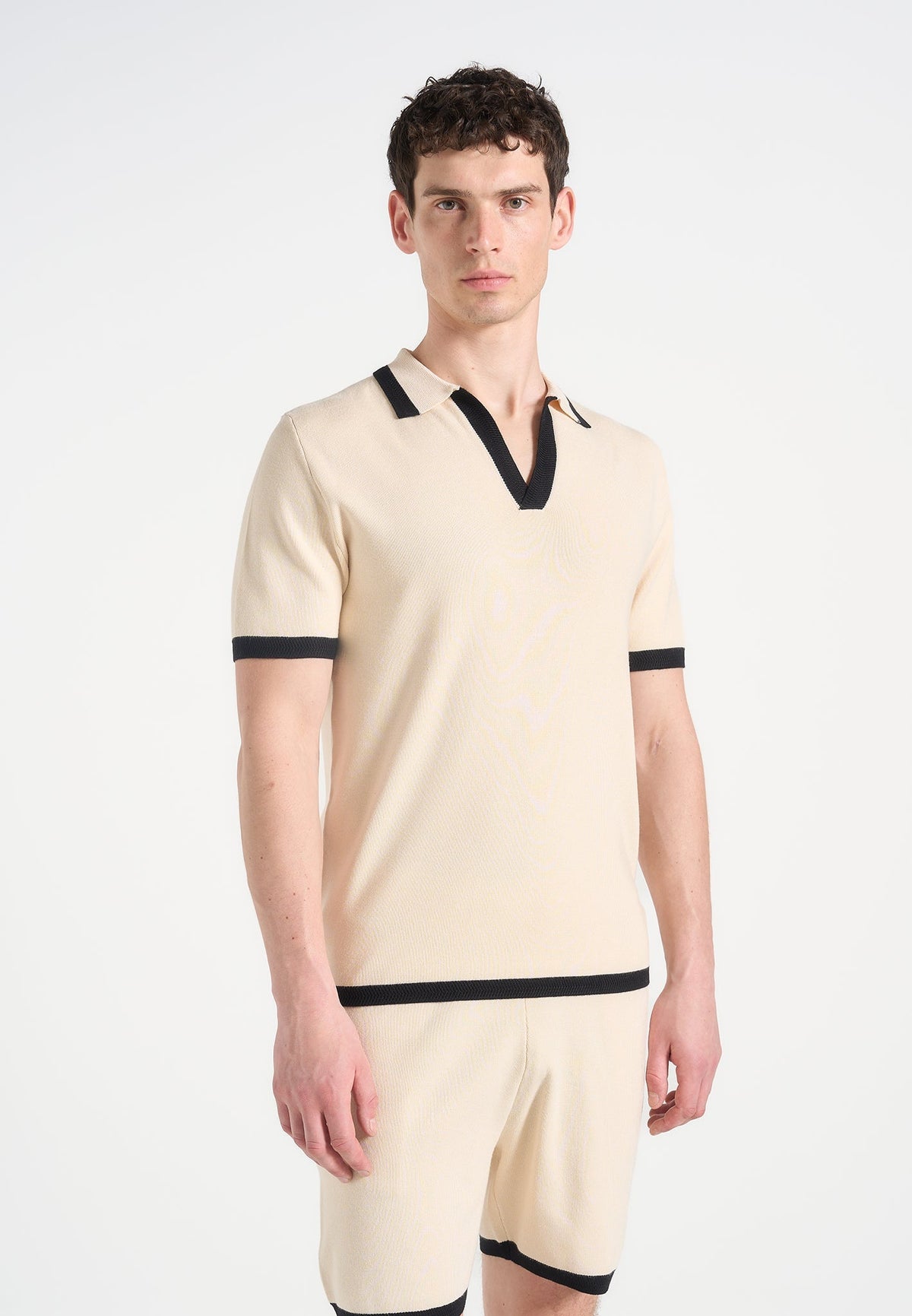 L⁠ambert - Contrast Detail Knit Polo Shirt - Cream