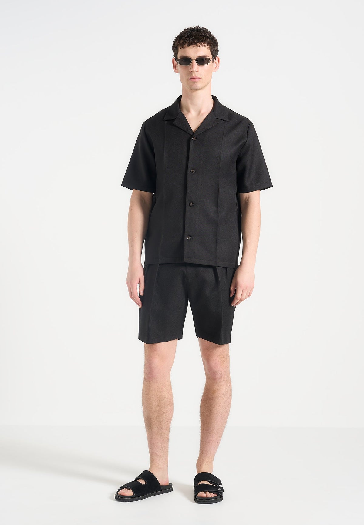 F⁠elix - Tailored Shirt With Crease - Black