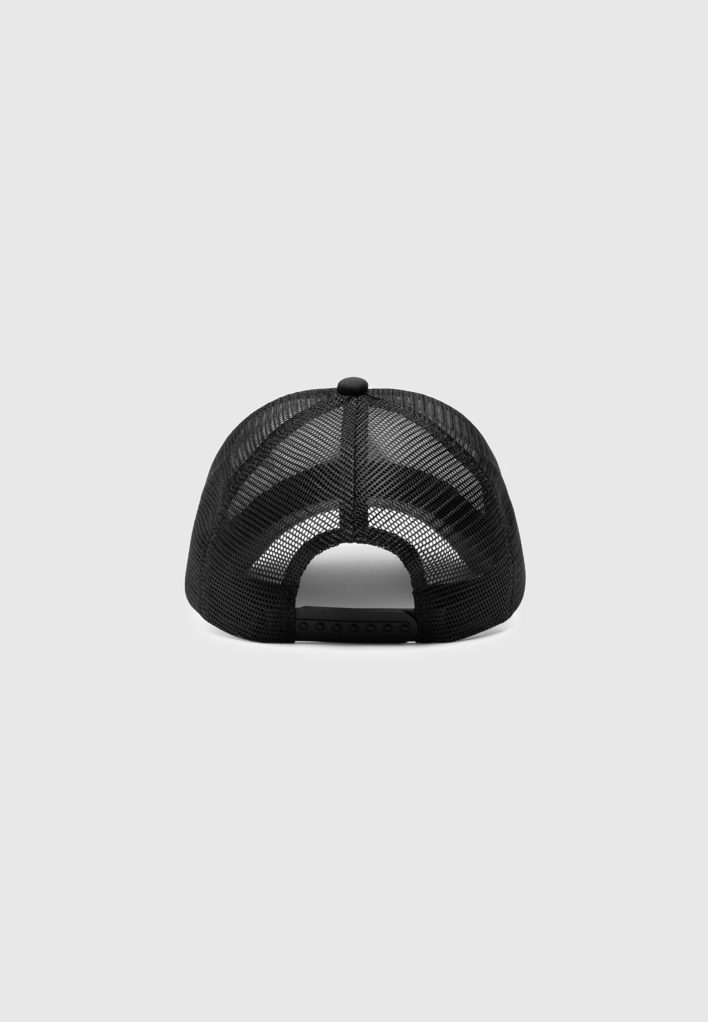 mesh-trucker-cap-black-white